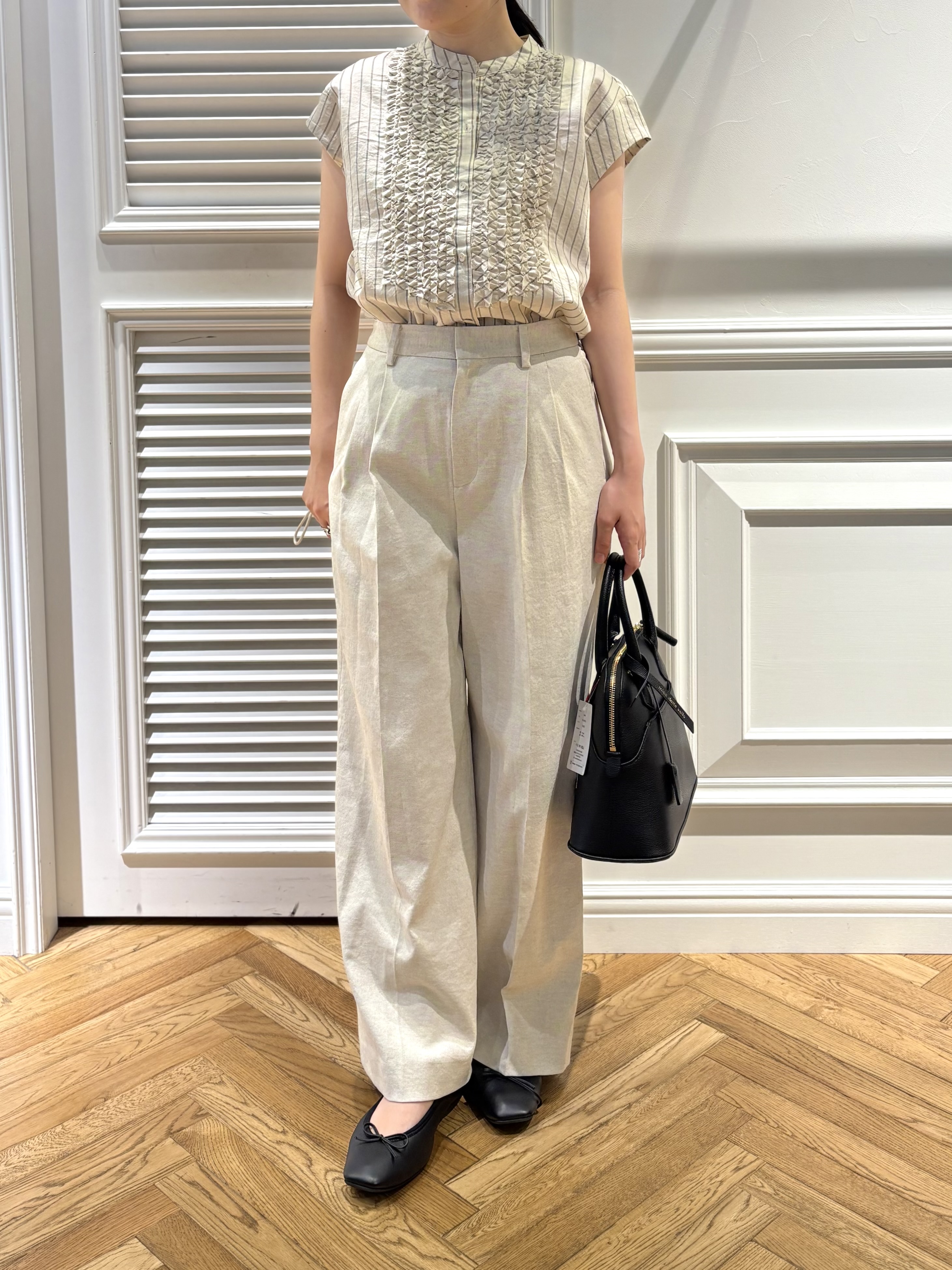 cocoさんの「DRESSTERIOR｜ストライプフレンチスリーブフリルブラウス」を使ったコーディネート
