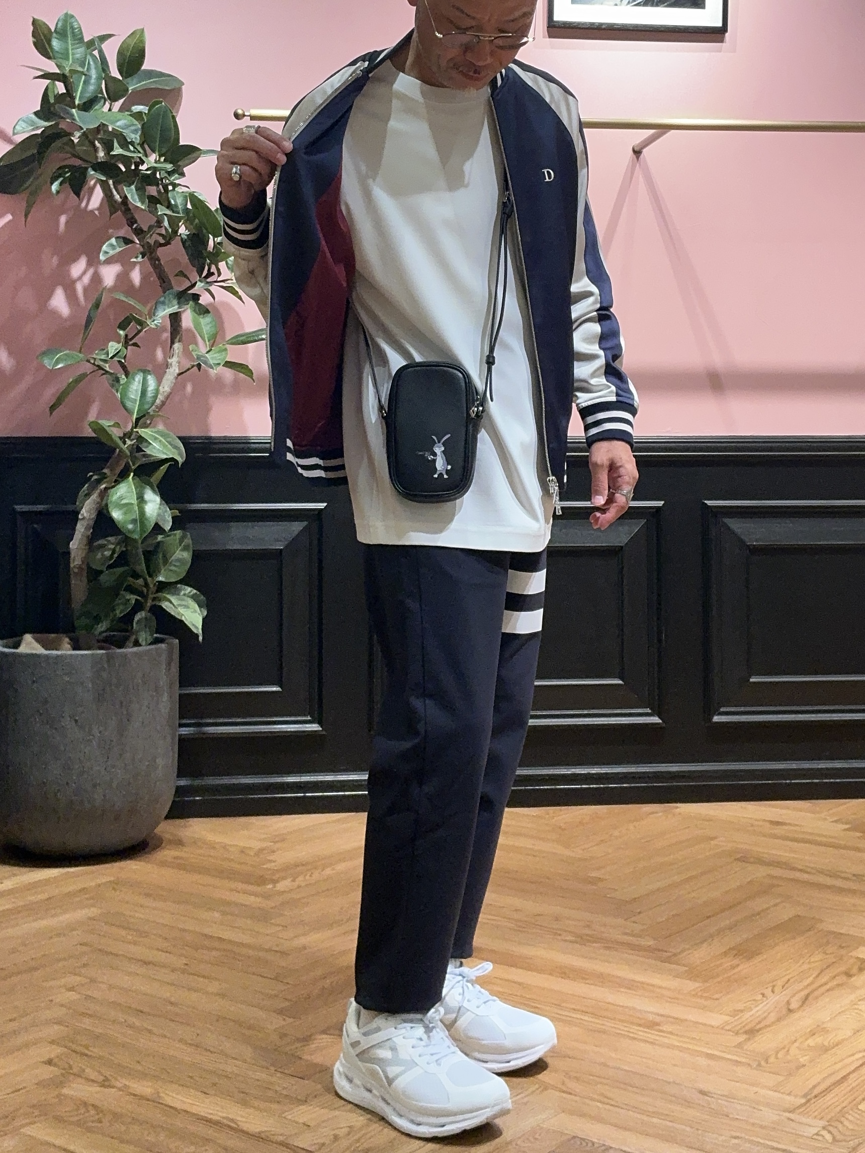 torigoeさんの「DRESSTERIOR｜【MonoMax4月号掲載】ピストルラビット スカジャン」を使ったコーディネート