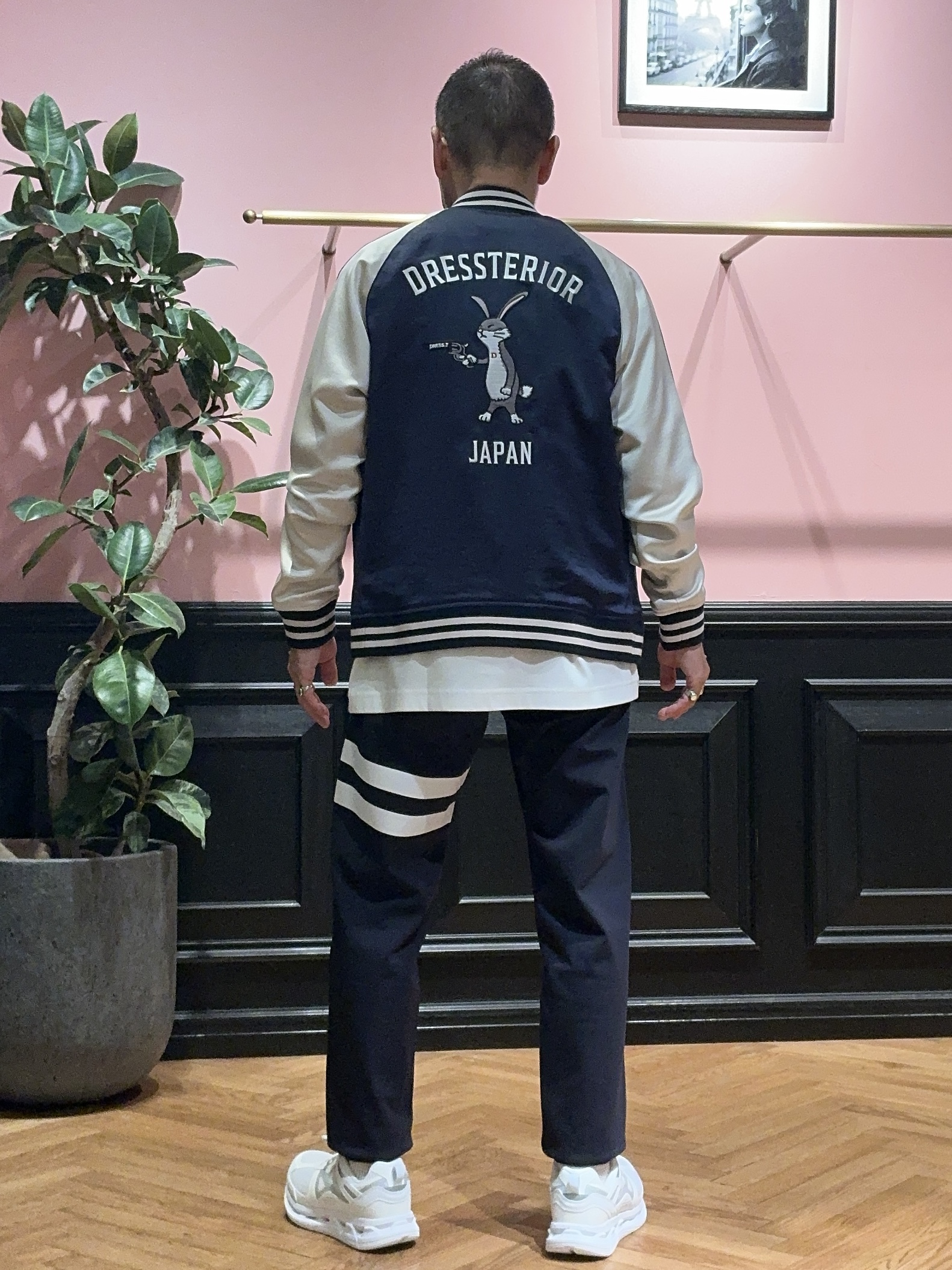 torigoeさんの「DRESSTERIOR｜【MonoMax4月号掲載】ピストルラビット スカジャン」を使ったコーディネート
