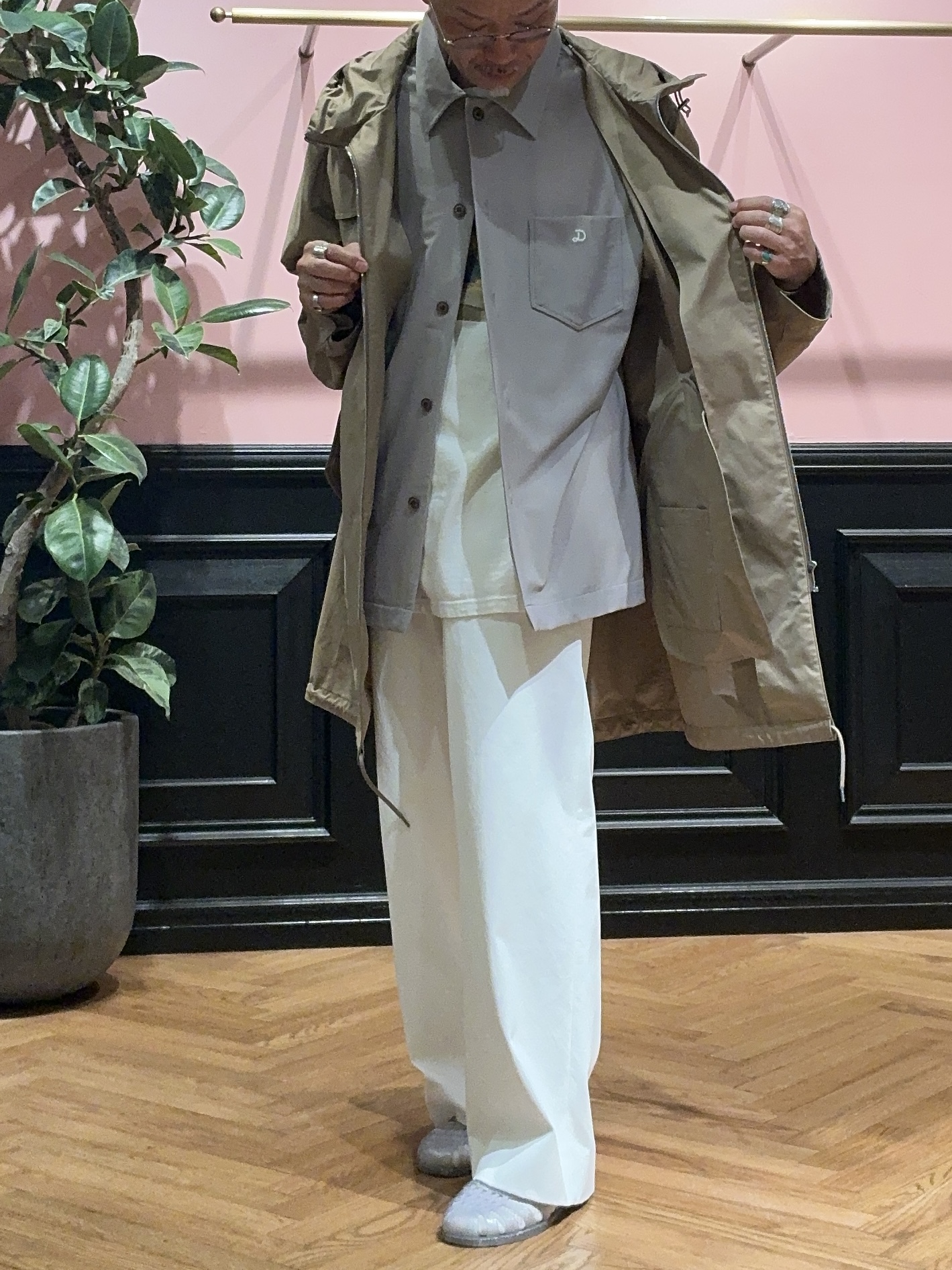 torigoeさんの「DRESSTERIOR｜【撥水素材】レインプルーフ フーデッドコート」を使ったコーディネート