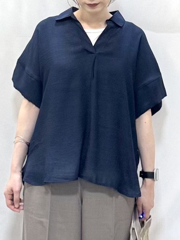 𝐇𝐢𝐫𝐨𝐦𝐢さんの「SHOO･LA･RUE｜【2点セット/S-LL/洗濯機可】時短でコーデ決まる スラブスキッパーシャツ＋タンクトップ」を使ったコーディネート