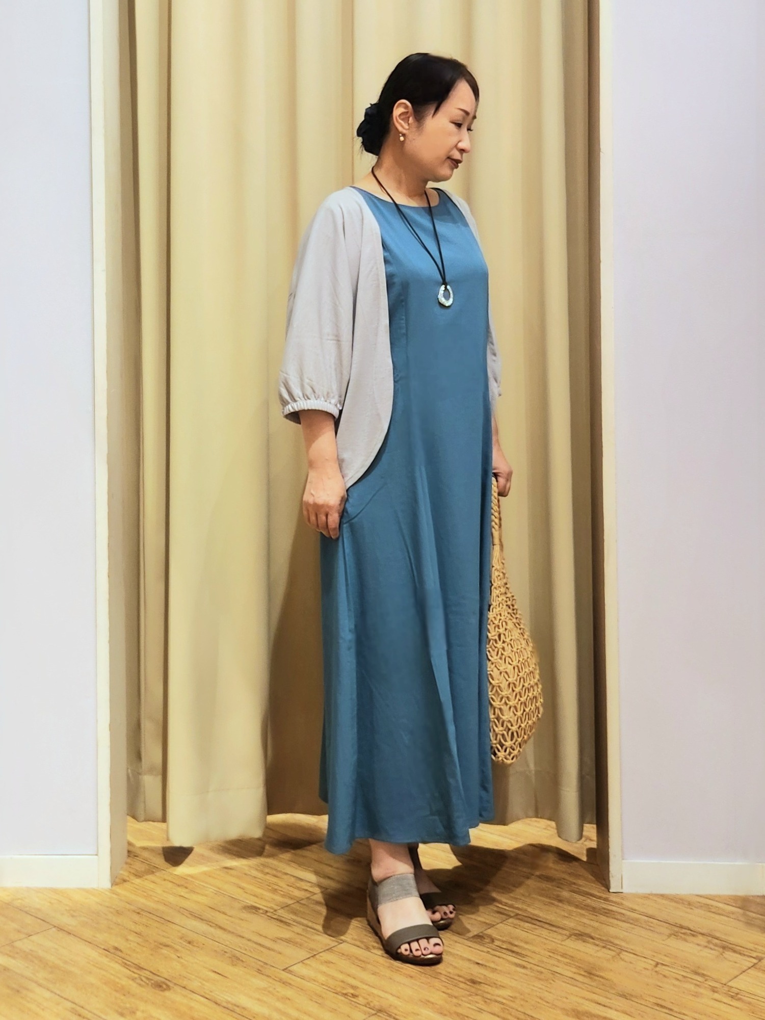 くまさんの「SHOO･LA･RUE｜【S-LL/洗濯機可/セットアップ可】軽凛(かろりん) ひんやり切替ワンピース」を使ったコーディネート