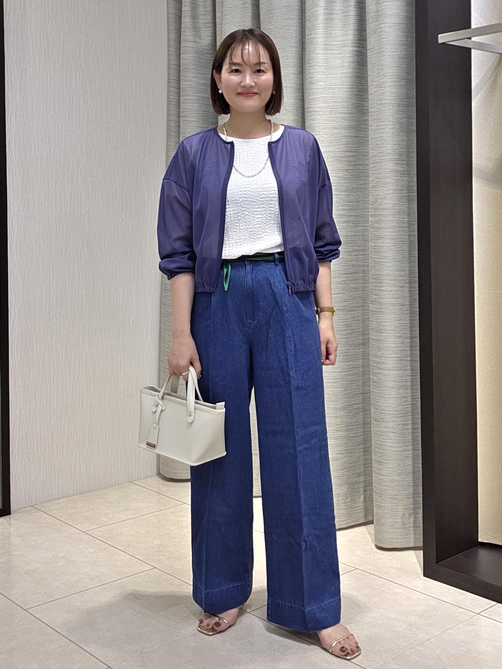 naokoさんの「UNTITLED｜トリコットシアーブラウス」を使ったコーディネート