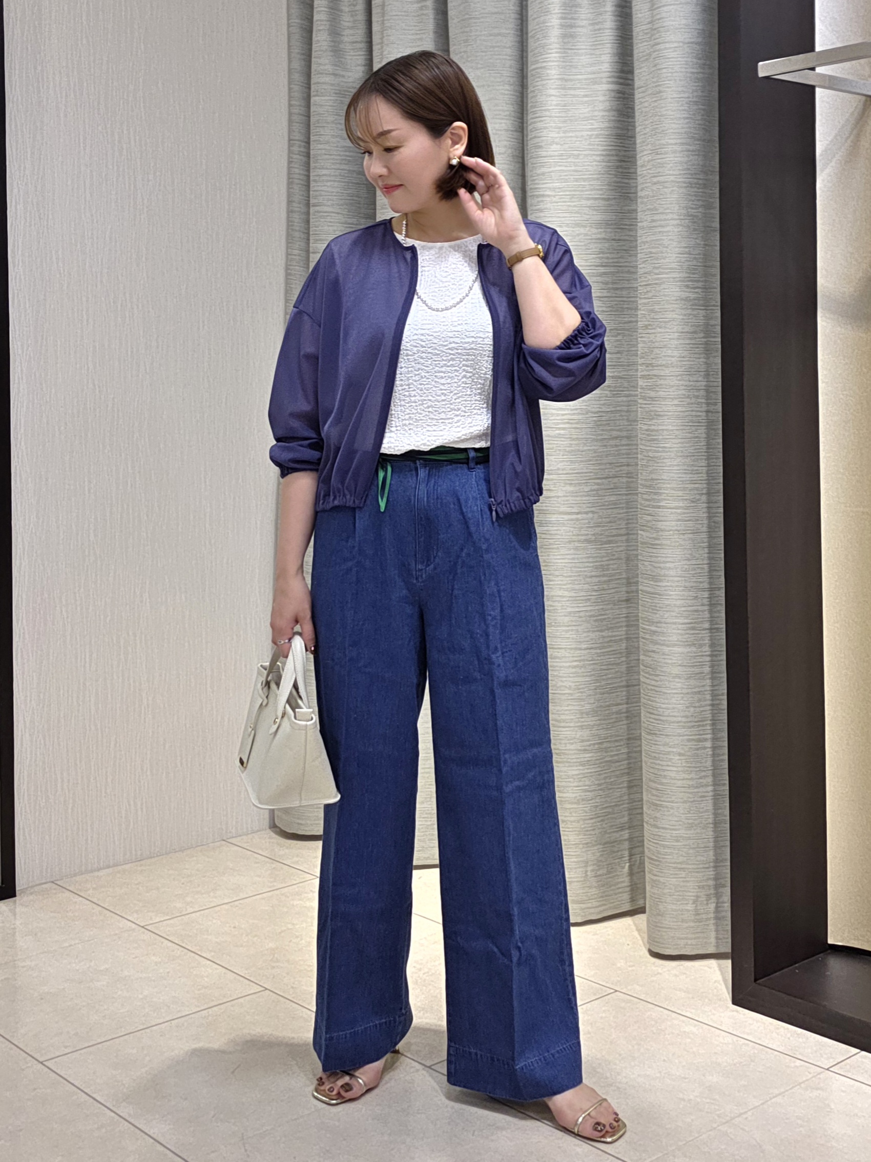 naokoさんの「UNTITLED｜トリコットシアーブラウス」を使ったコーディネート