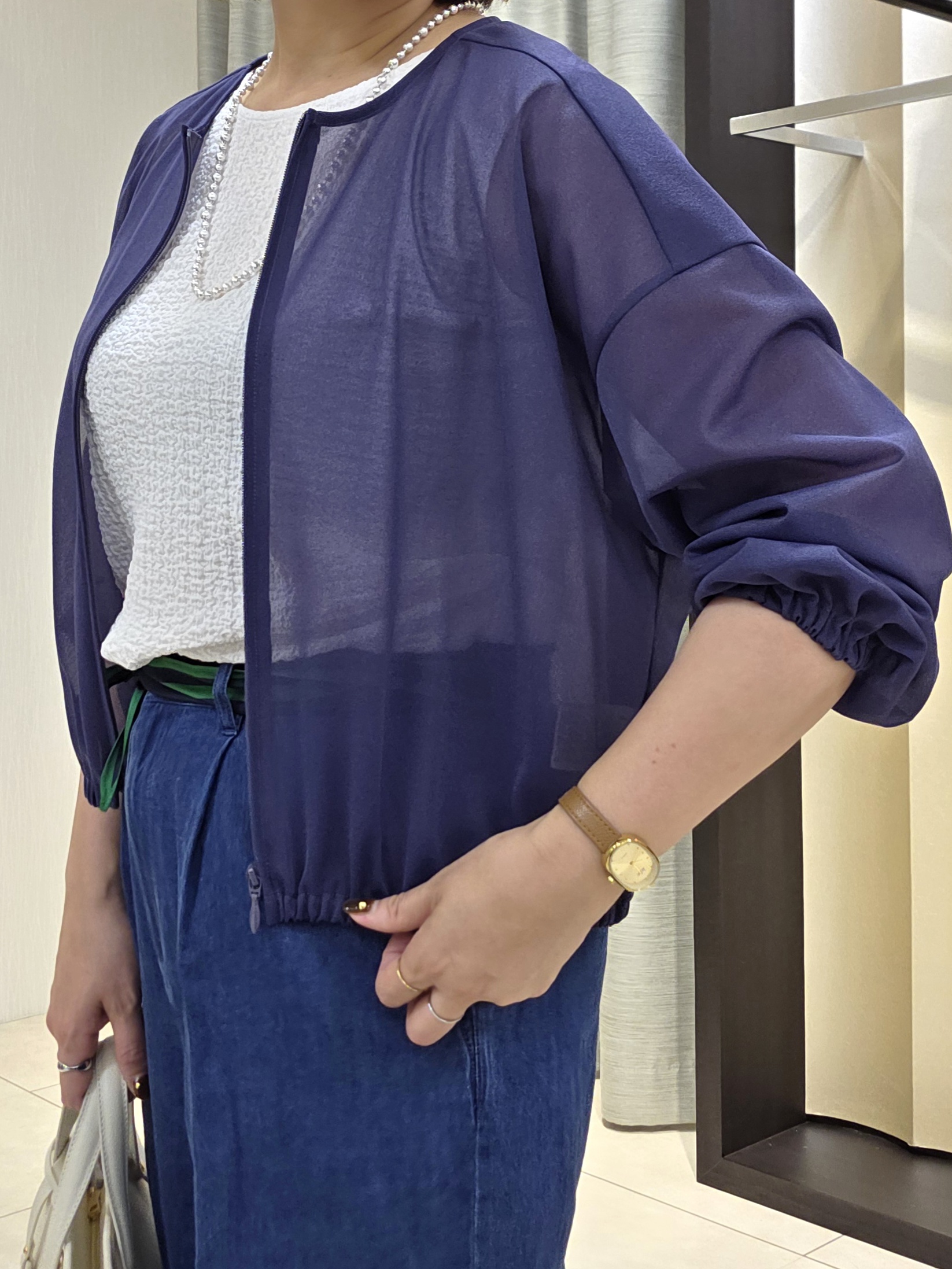 naokoさんの「UNTITLED｜トリコットシアーブラウス」を使ったコーディネート