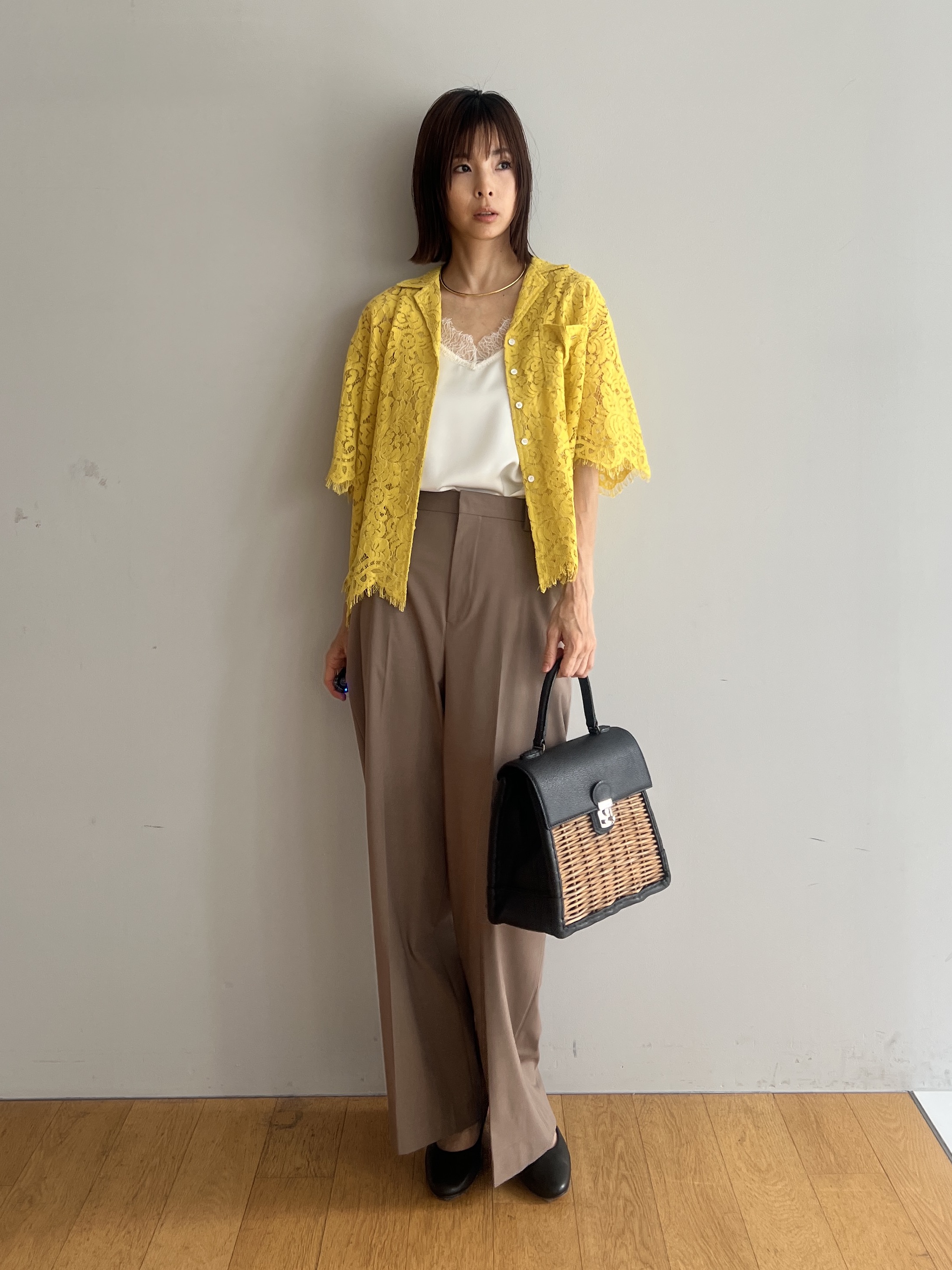 misaさんの「DRESSTERIOR｜【ウォッシャブル/羽織りにも便利】シアーコードレースブラウス」を使ったコーディネート