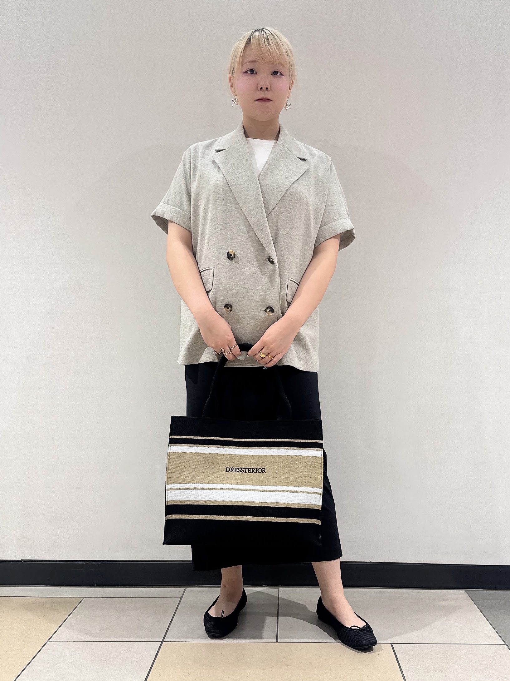 なかもとあきさんの「DRESSTERIOR｜【セットアップ可/UVカット/接触冷感/吸水速乾】ウォッシャブル リネンライクドルマンジャケット」を使ったコーディネート