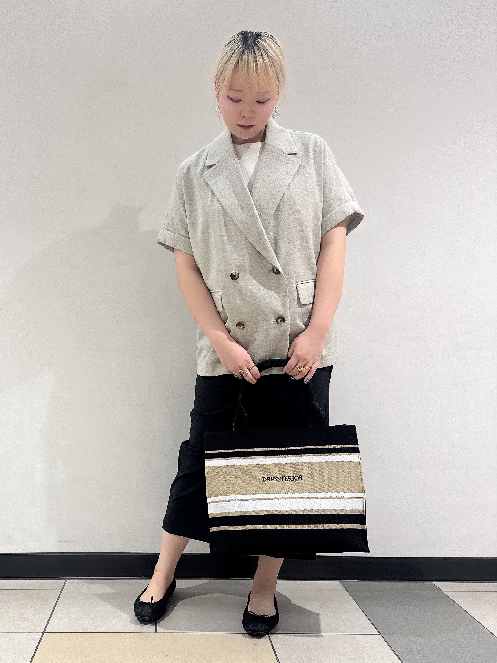 なかもとあきさんの「DRESSTERIOR｜【セットアップ可/UVカット/接触冷感/吸水速乾】ウォッシャブル リネンライクドルマンジャケット」を使ったコーディネート