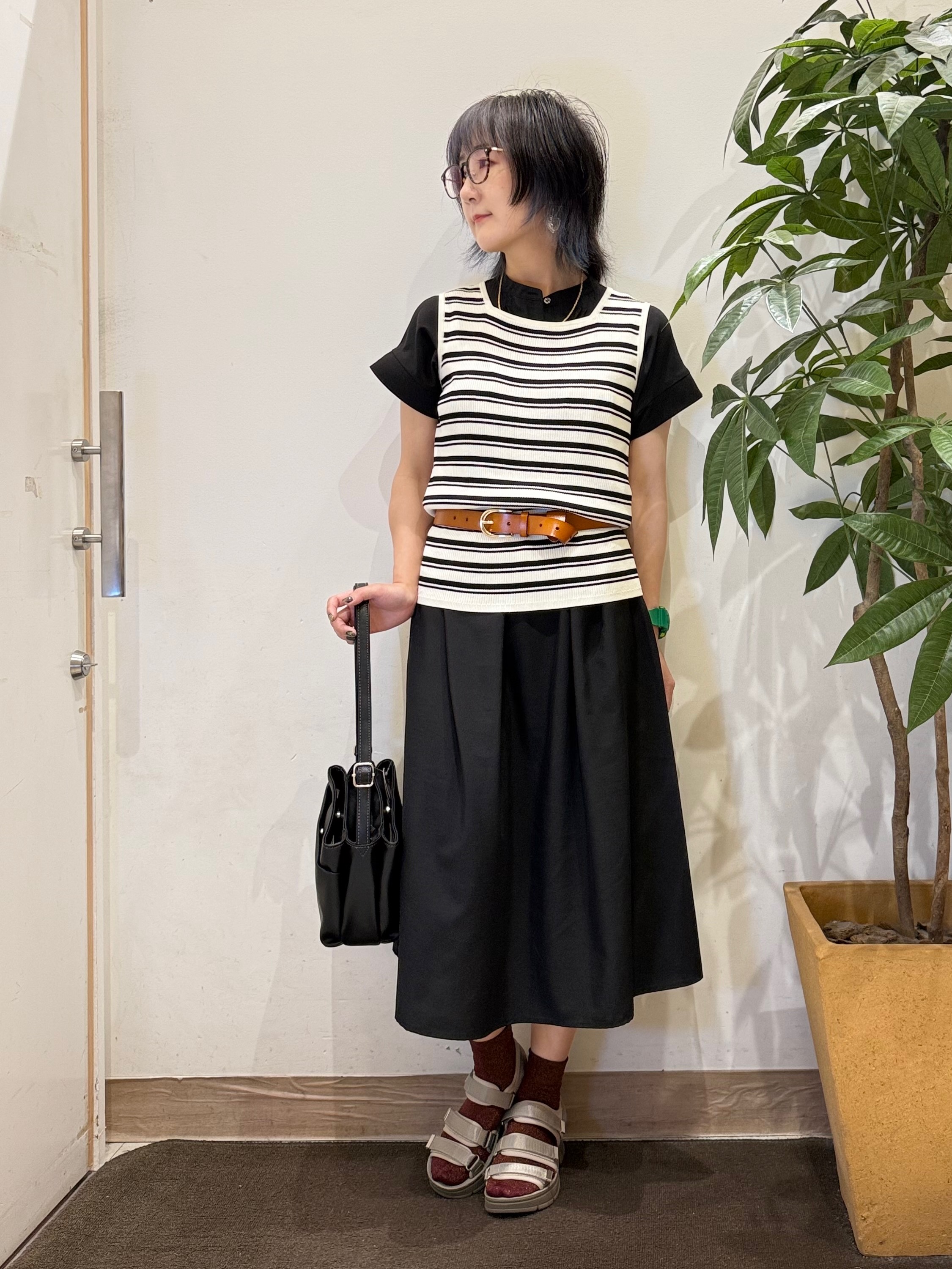 misakiさんの「SHOO･LA･RUE｜【S-LL】見せてもキレイ スクエアネック リブタンクトップ」を使ったコーディネート