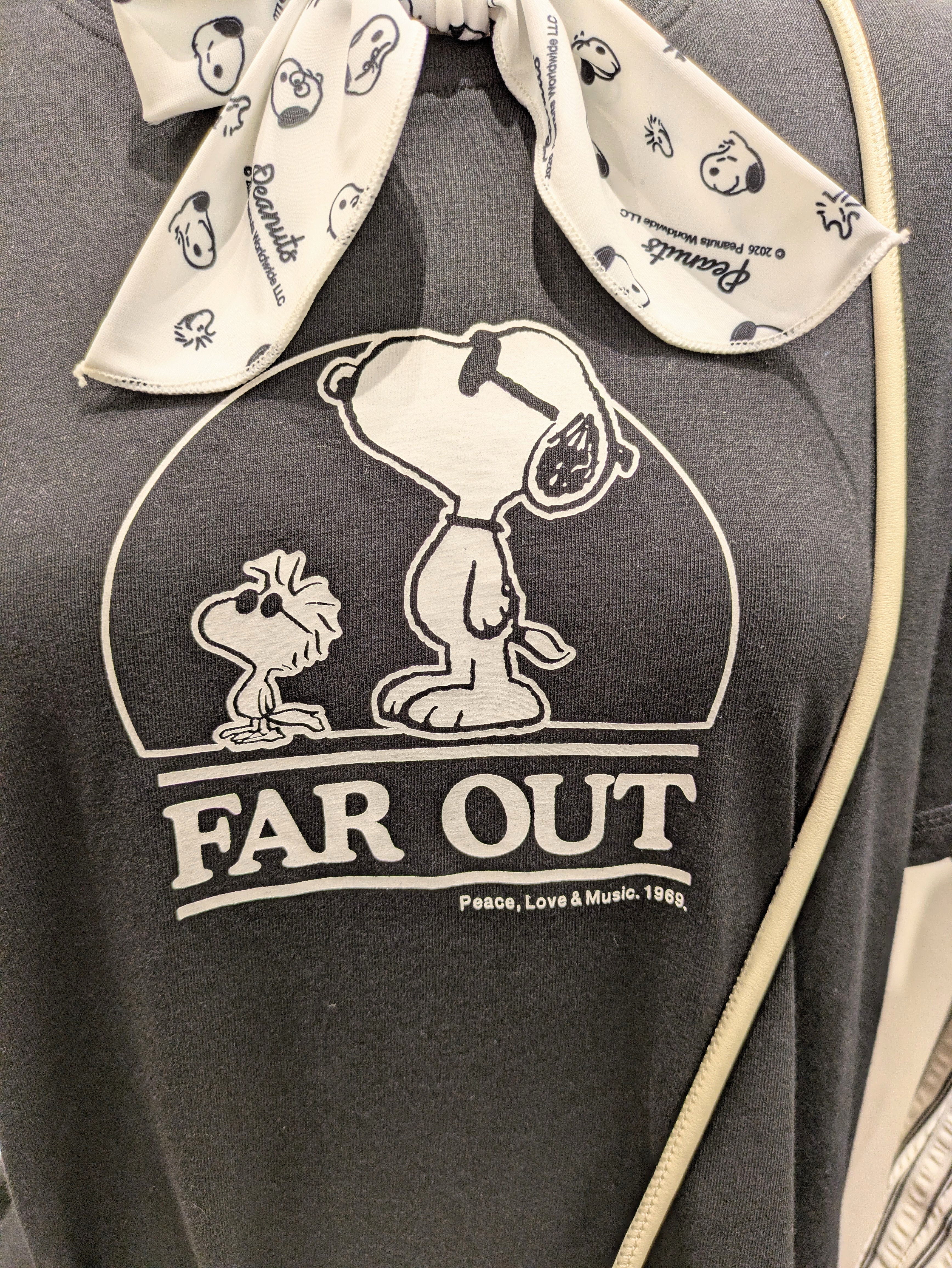 SHIORIさんの「SHOO･LA･RUE｜【PEANUTS】ひんやりプリントTシャツ」を使ったコーディネート
