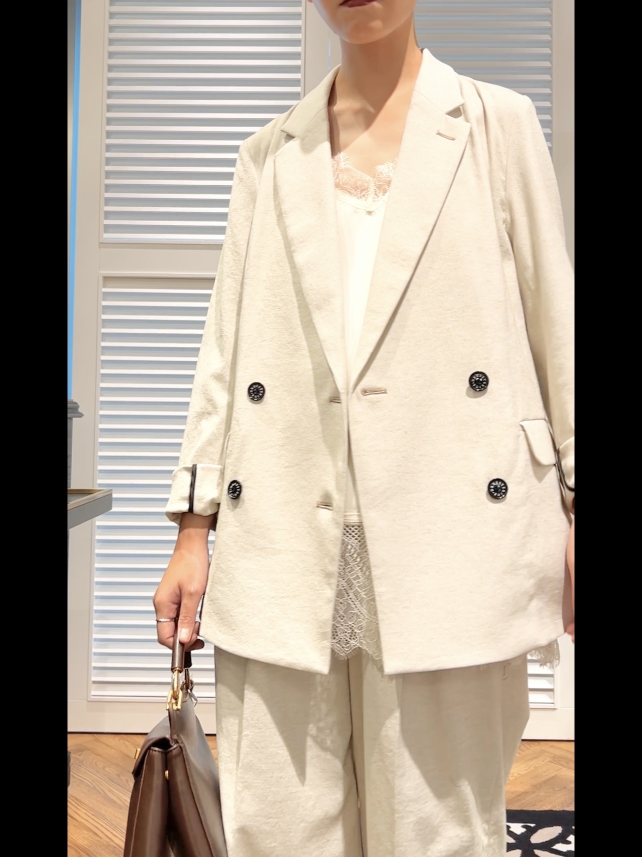 OCHIAIさんの「DRESSTERIOR｜【セットアップ可/吸水速乾/ウォッシャブル】リネンブレンドオックスダブルジャケット」を使ったコーディネート
