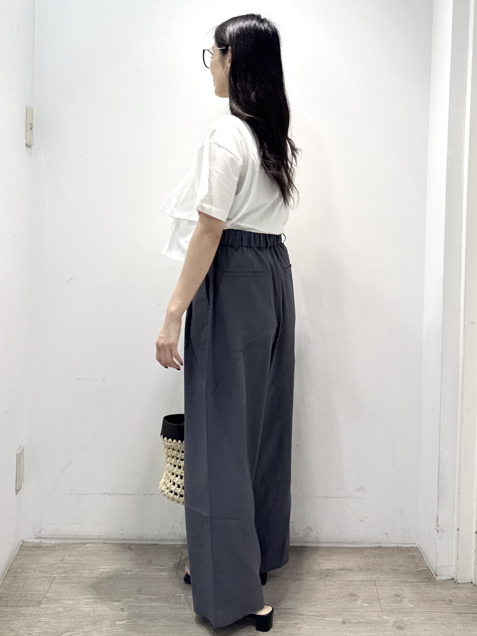 yuicciさんの「OPAQUE.CLIP｜【接触冷感】アシメフリルドッキングカットソー《洗濯機OK》」を使ったコーディネート