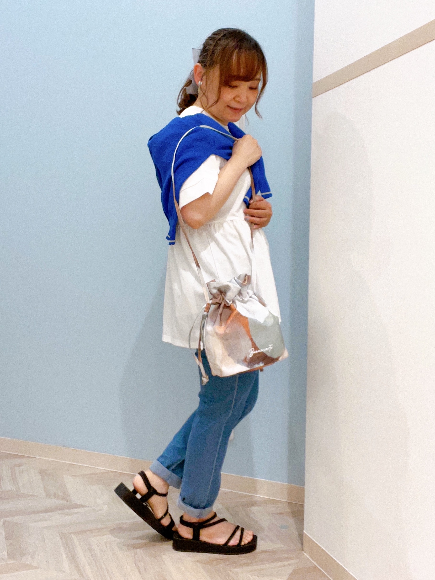 kitaさんの「SHOO･LA･RUE｜【S-LL/洗濯機可】さらっとタッチ ほんのりシアーカーディガン」を使ったコーディネート