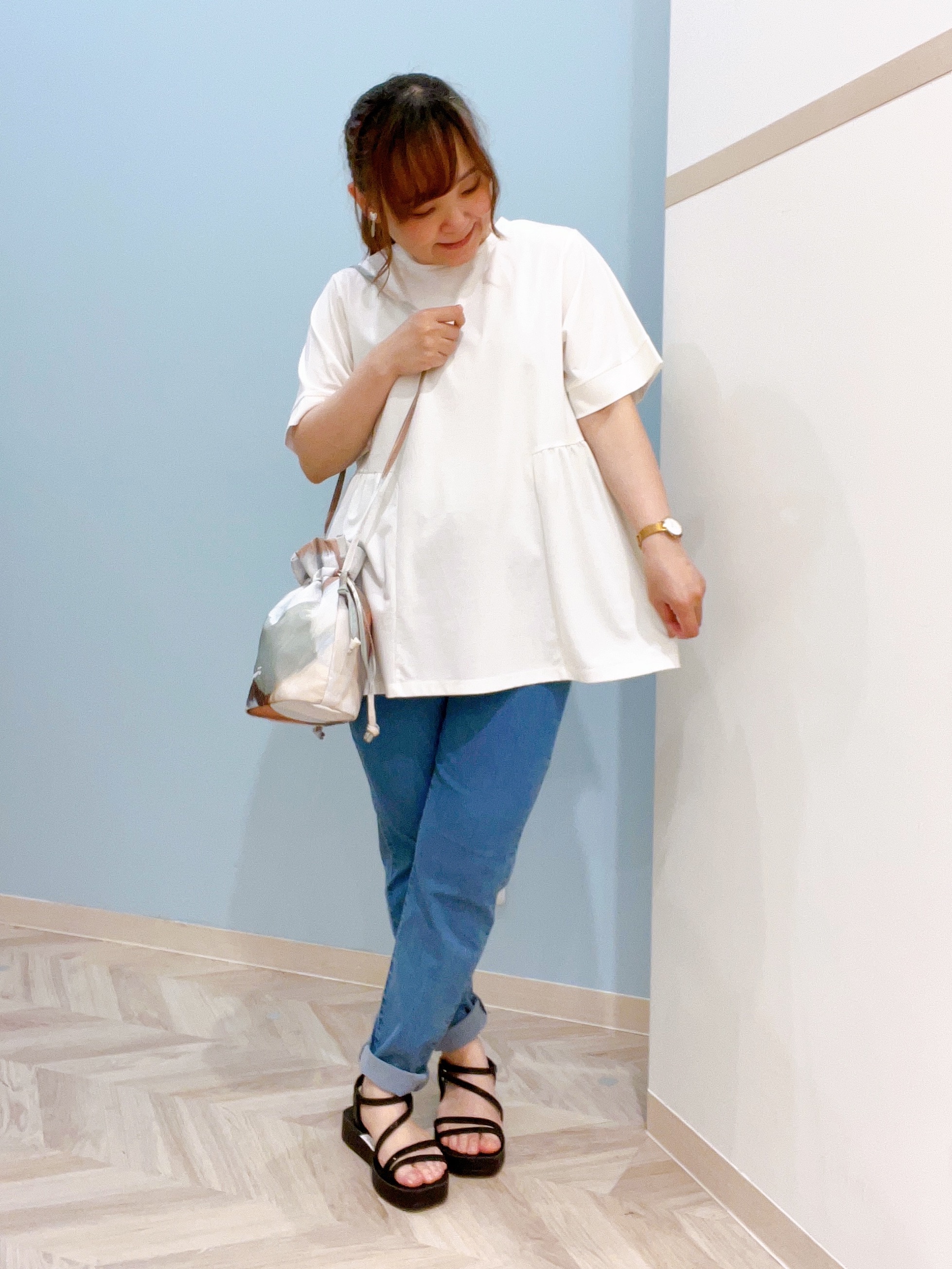 kitaさんの「SHOO･LA･RUE｜【S-LL/洗濯機可】さらっとタッチ ほんのりシアーカーディガン」を使ったコーディネート