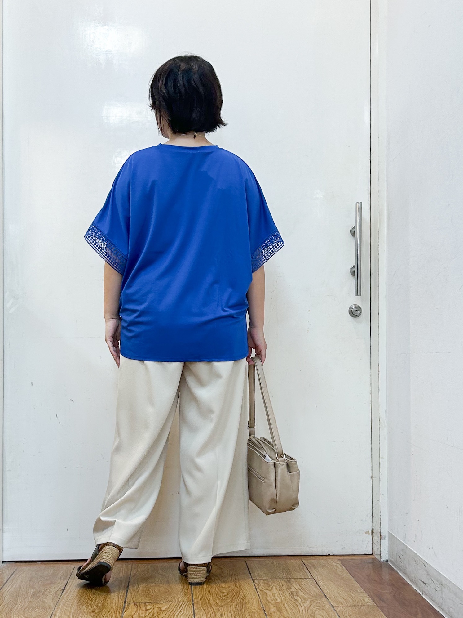haruさんの「SHOO･LA･RUE｜【ひんやり/UV】お袖レースが上品 ゆったりとろみトップス」を使ったコーディネート