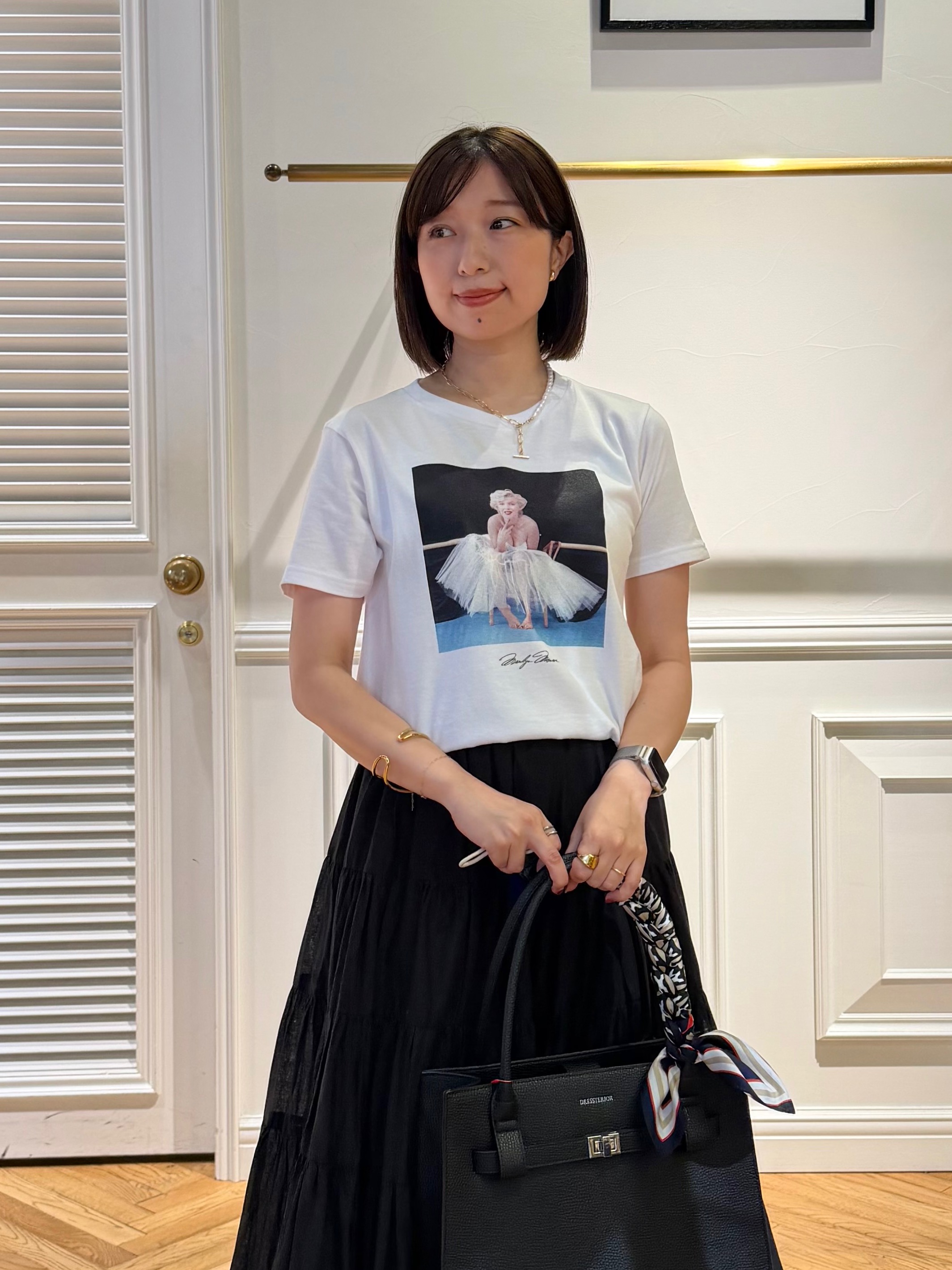 つじ まこさんの「DRESSTERIOR｜【別注】マリリンモンロー/カラープリントTシャツ」を使ったコーディネート