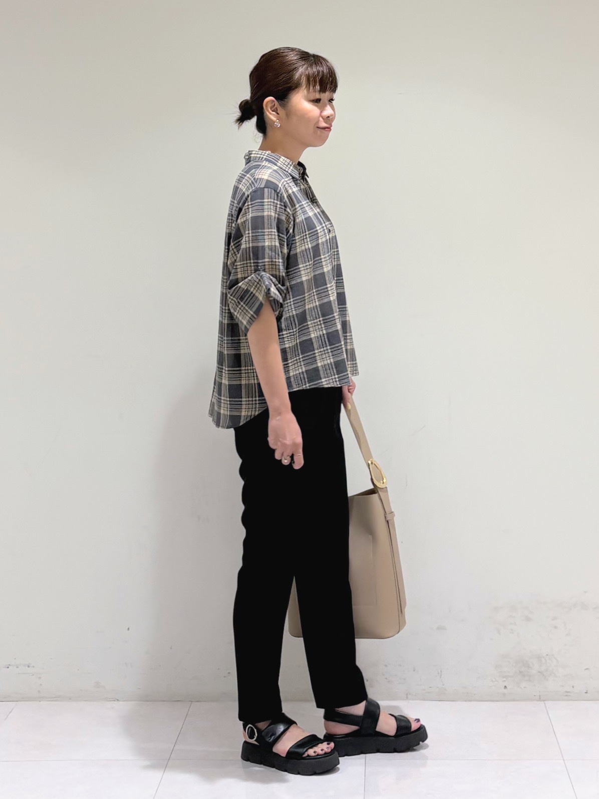 tsuyuさんの「INDIVI｜【A4対応／合皮】配色トートバッグ」を使ったコーディネート