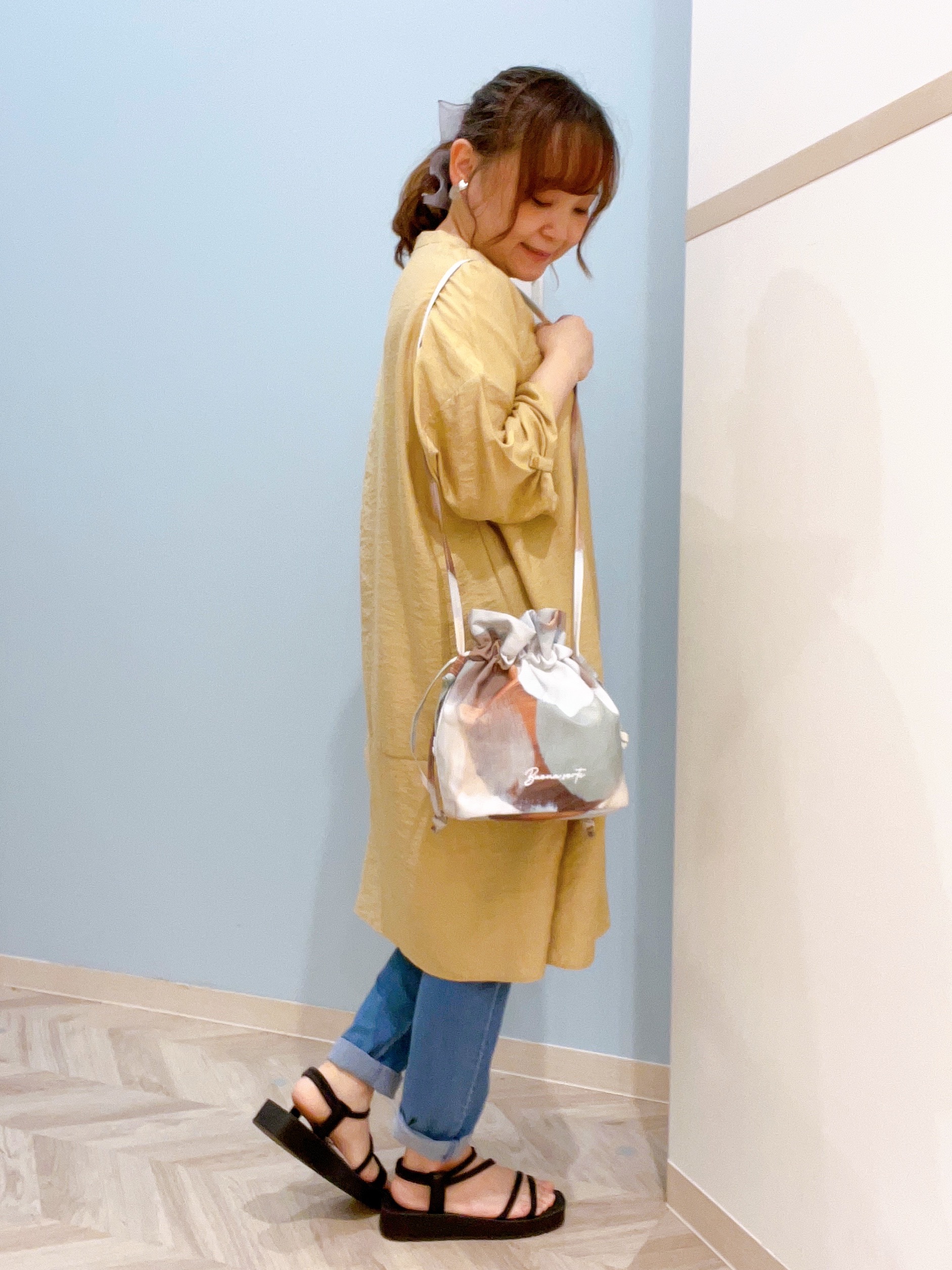 kitaさんの「SHOO･LA･RUE｜【ひんやり/S-LL/洗濯機可】体型カバーにも ゆるっとリラックスチュニック」を使ったコーディネート