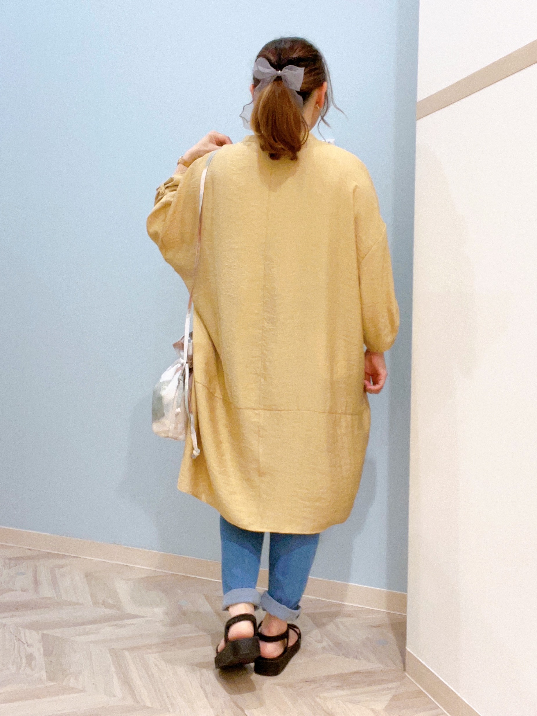 kitaさんの「SHOO･LA･RUE｜【ひんやり/S-LL/洗濯機可】体型カバーにも ゆるっとリラックスチュニック」を使ったコーディネート