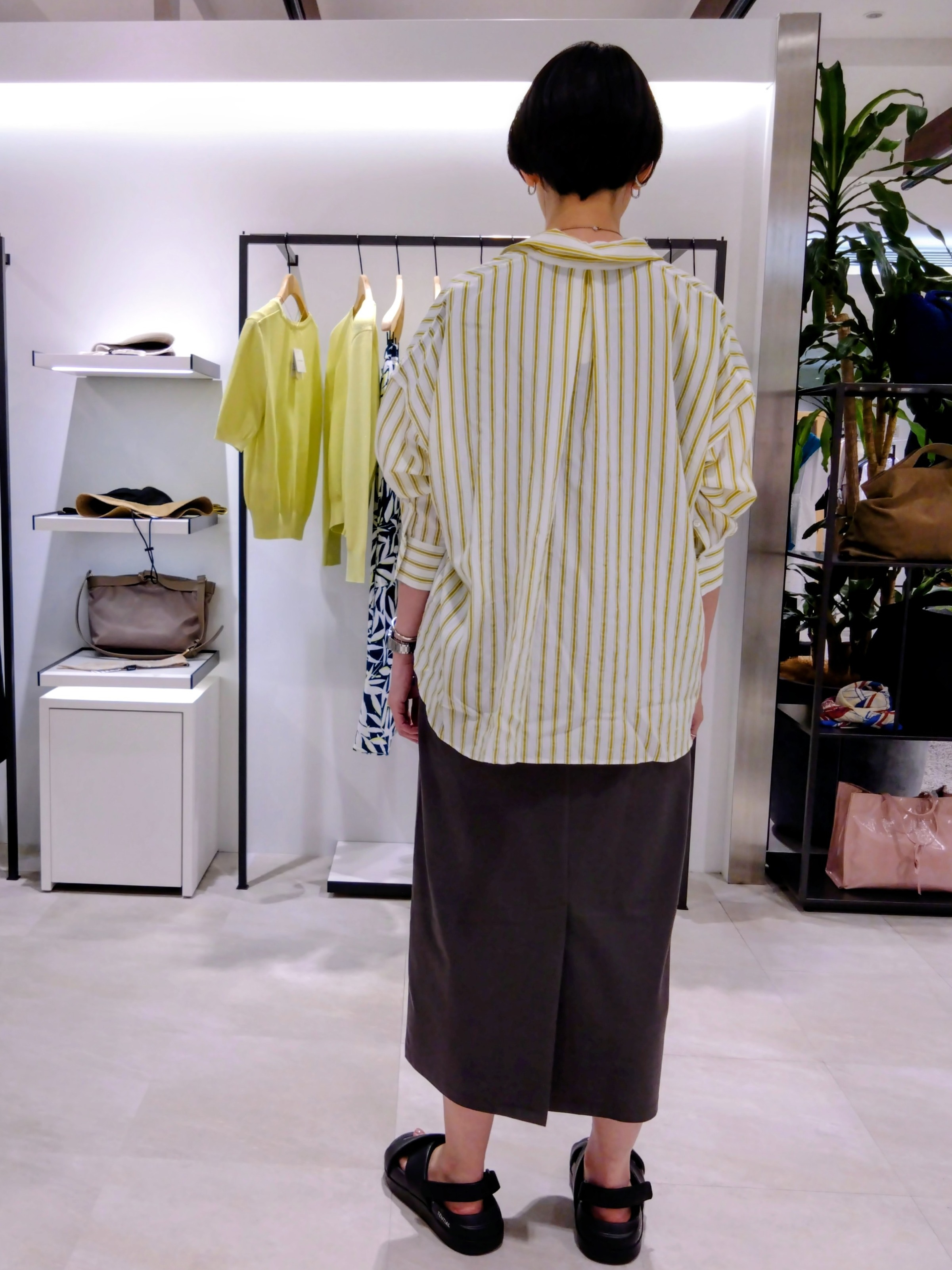 まちこさんの「UNTITLED｜【接触冷感/UVカット/遮熱/抗菌防臭】ライトプレーティングワンピース」を使ったコーディネート