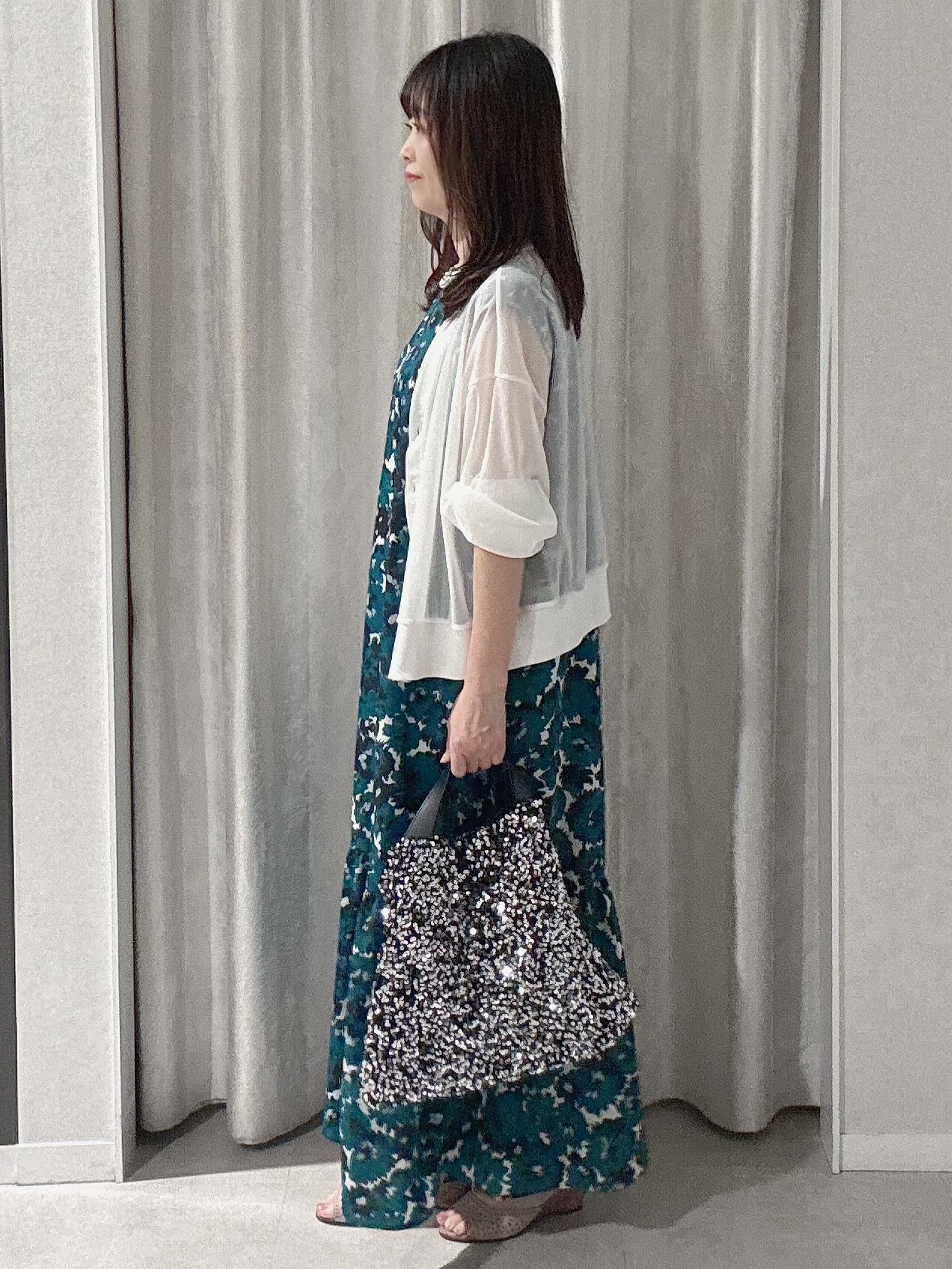 makiさんの「UNTITLED｜【7色展開/ゆったり/ショート丈】シアートリコットカーディガン」を使ったコーディネート