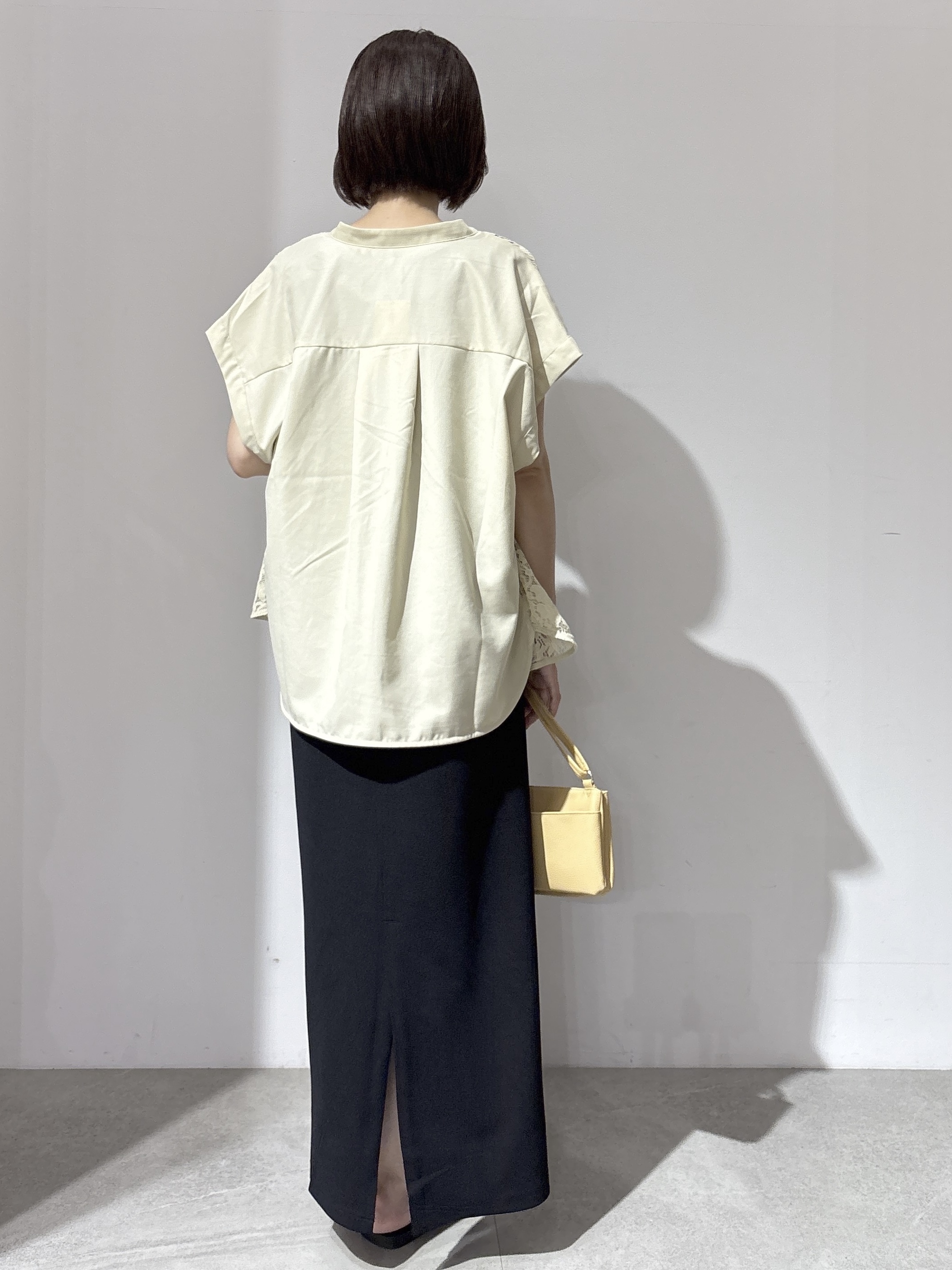 NAKAさんの「OPAQUE.CLIP｜フロントレースブラウス【洗濯機OK】」を使ったコーディネート