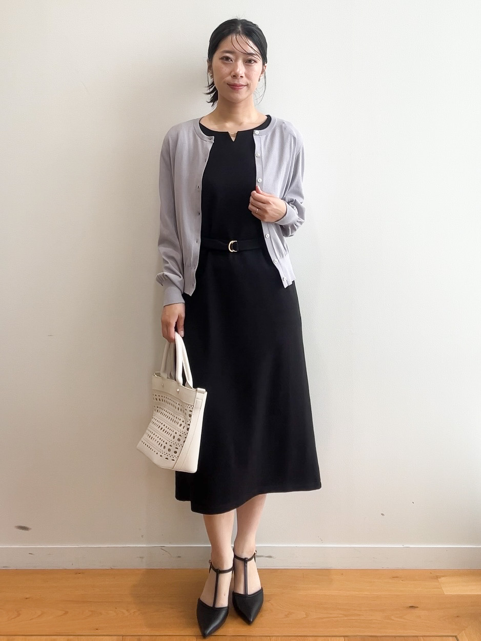 RINAさんの「index｜【接触冷感／吸水速乾】キーネックフレアスリーブワンピース《UV／洗濯機OK／ストレッチ》」を使ったコーディネート
