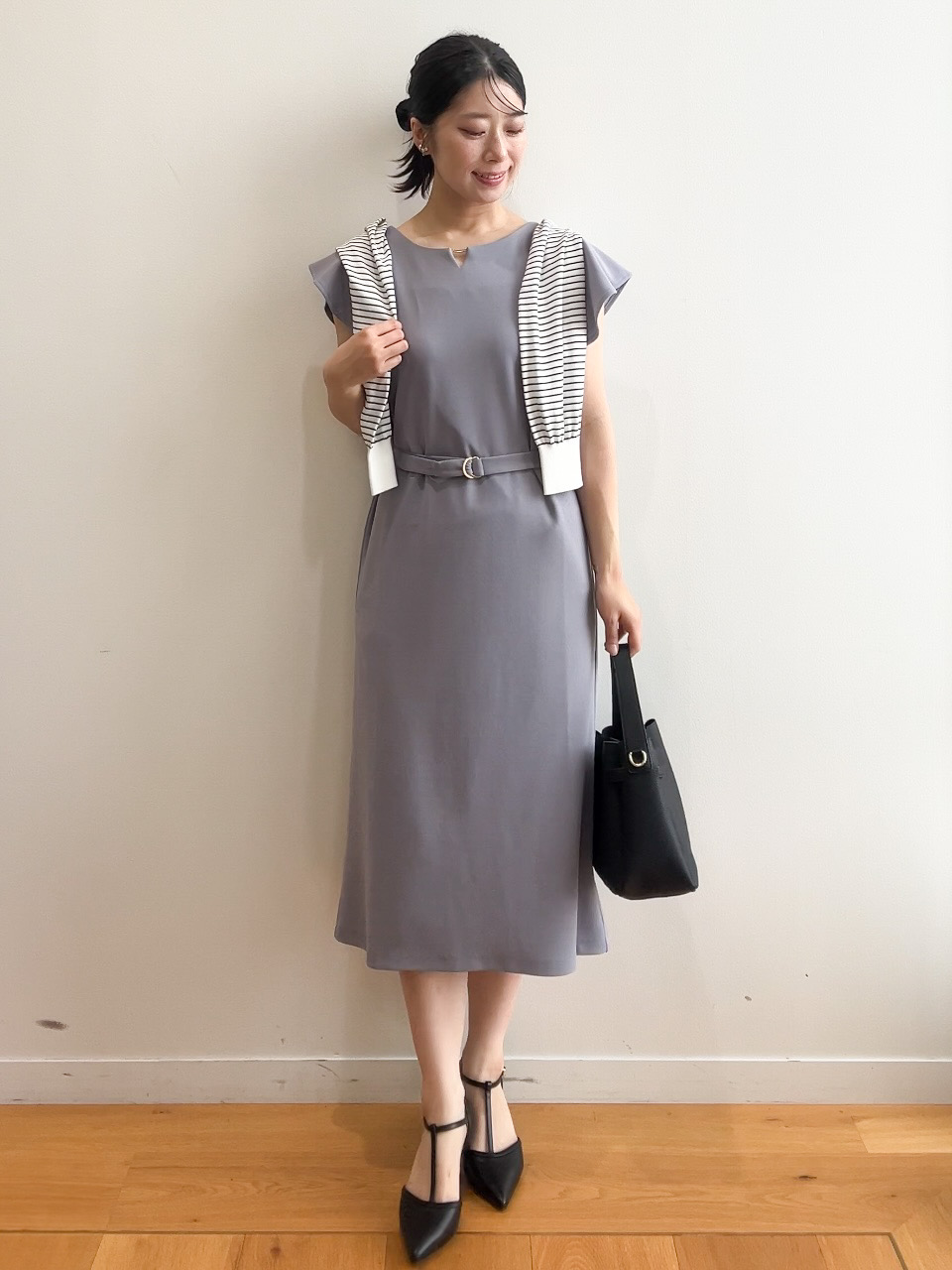 RINAさんの「index｜【接触冷感／吸水速乾】キーネックフレアスリーブワンピース《UV／洗濯機OK／ストレッチ》」を使ったコーディネート