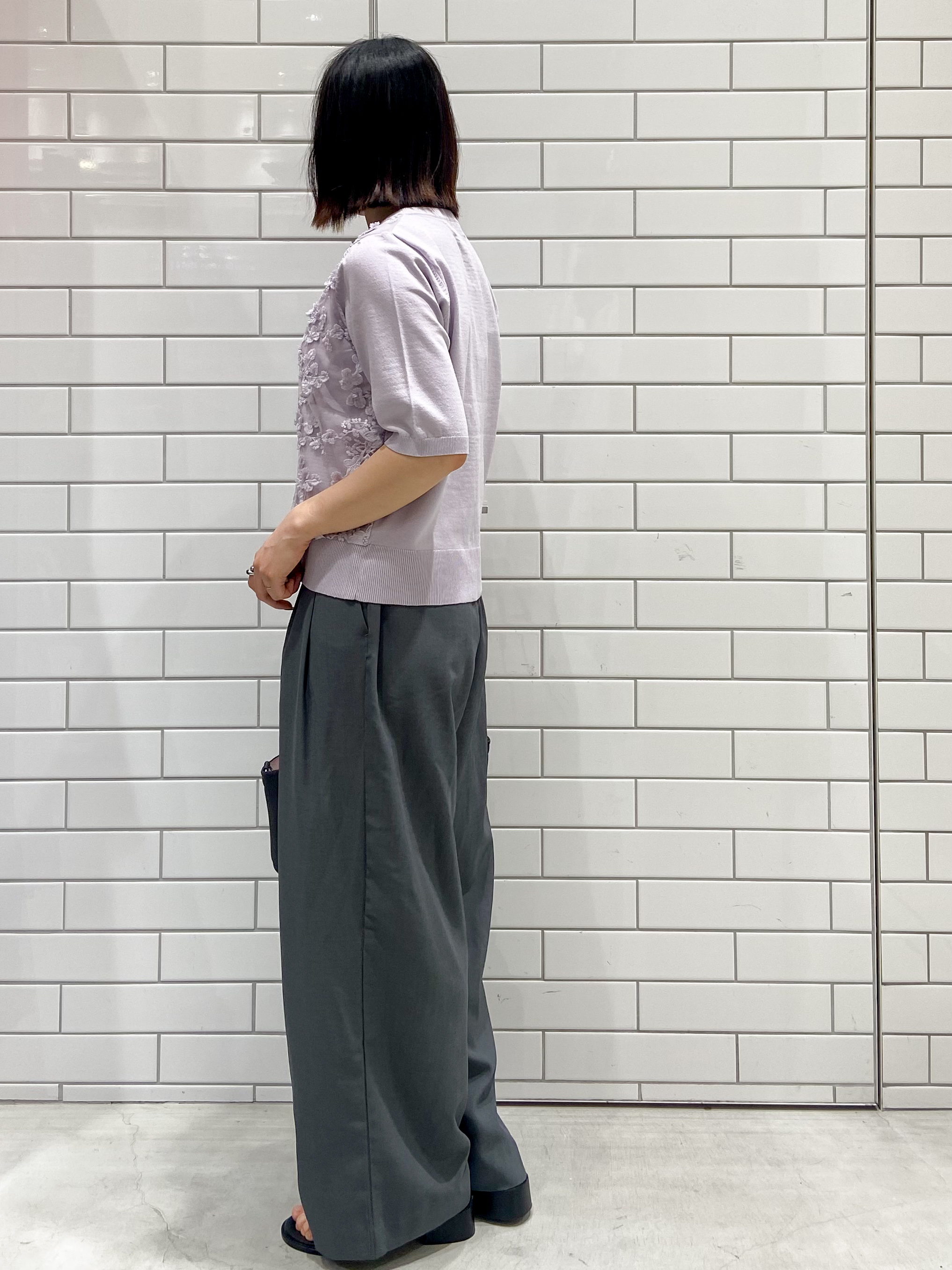 kimiさんの「OPAQUE.CLIP｜フロントレースニットカーディガン【洗える】」を使ったコーディネート