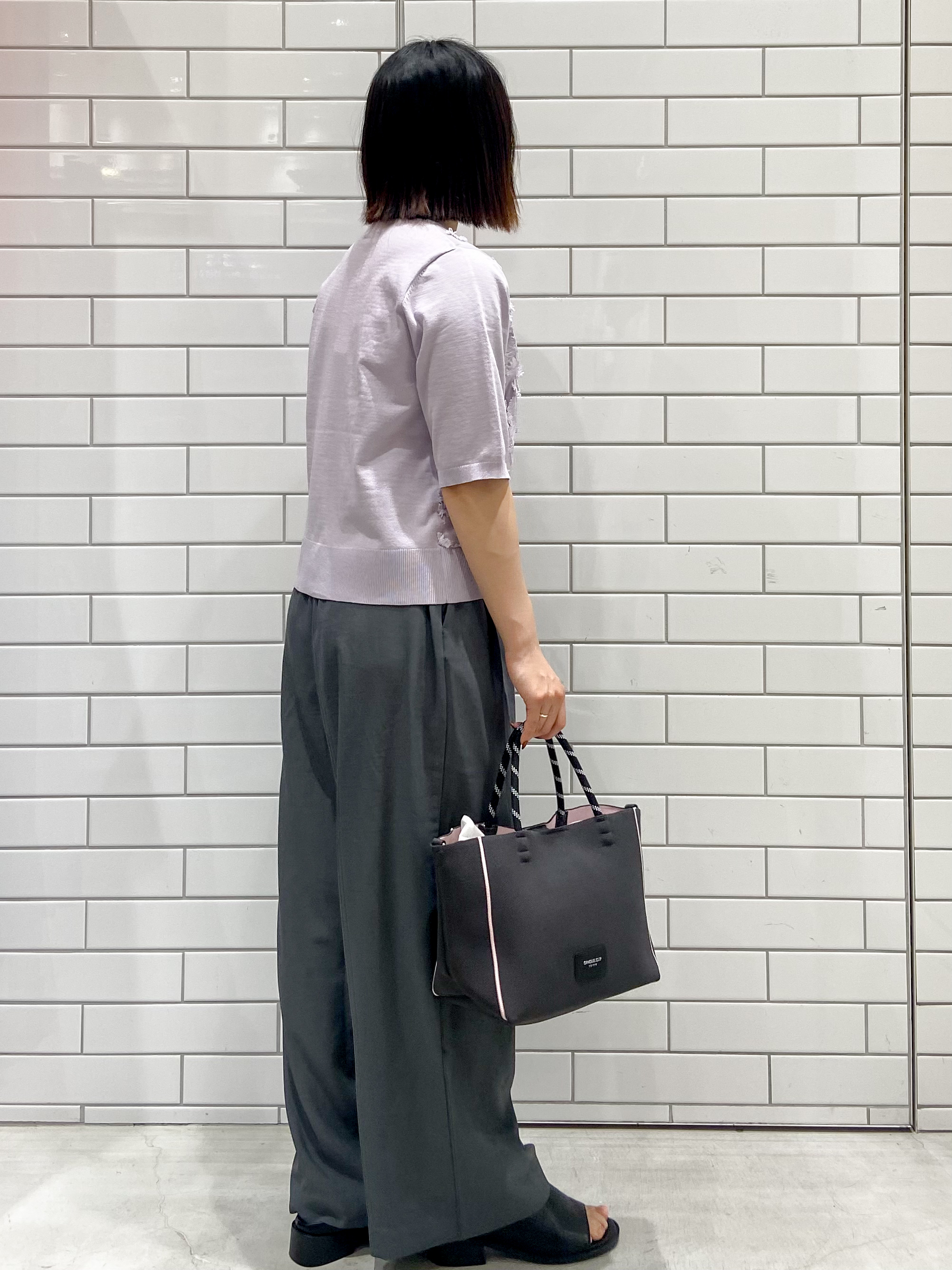 kimiさんの「OPAQUE.CLIP｜フロントレースニットカーディガン【洗える】」を使ったコーディネート