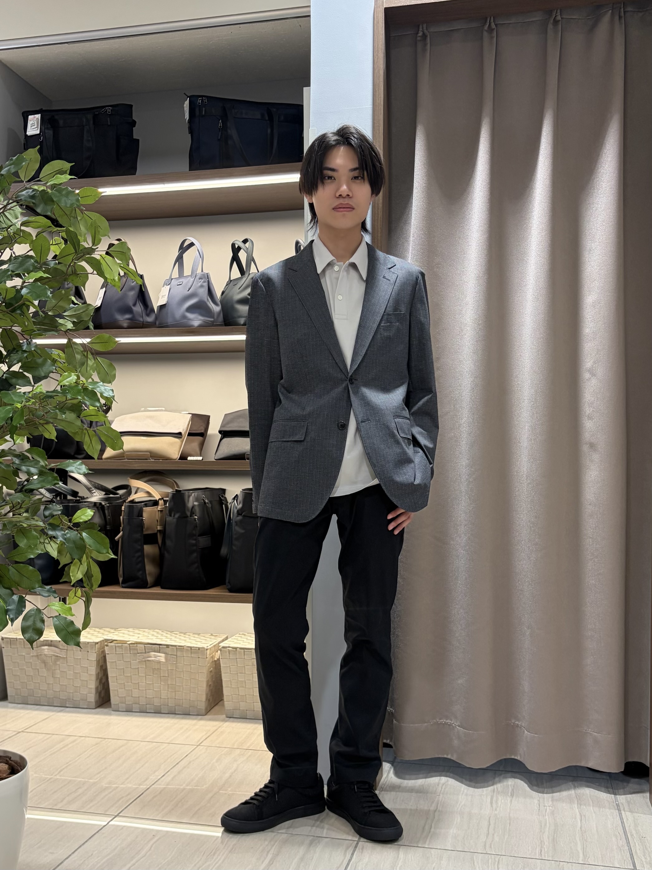 hiroさんの「TAKEO KIKUCHI｜【通気性】ジャージ千鳥柄 ジャケット」を使ったコーディネート