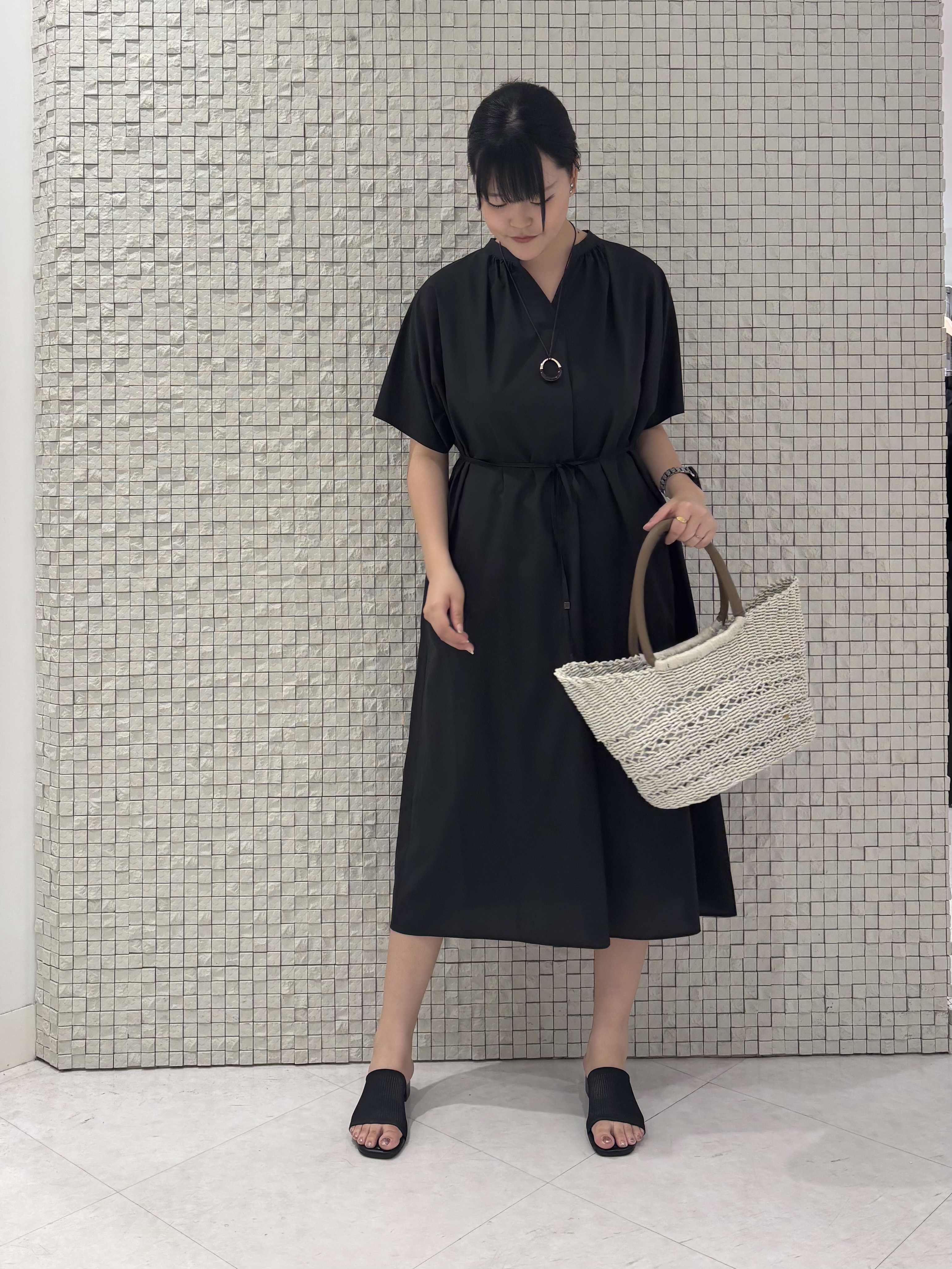 koharuさんの「INDIVI｜【撥水／UVカット】ベルト付きワンピース」を使ったコーディネート