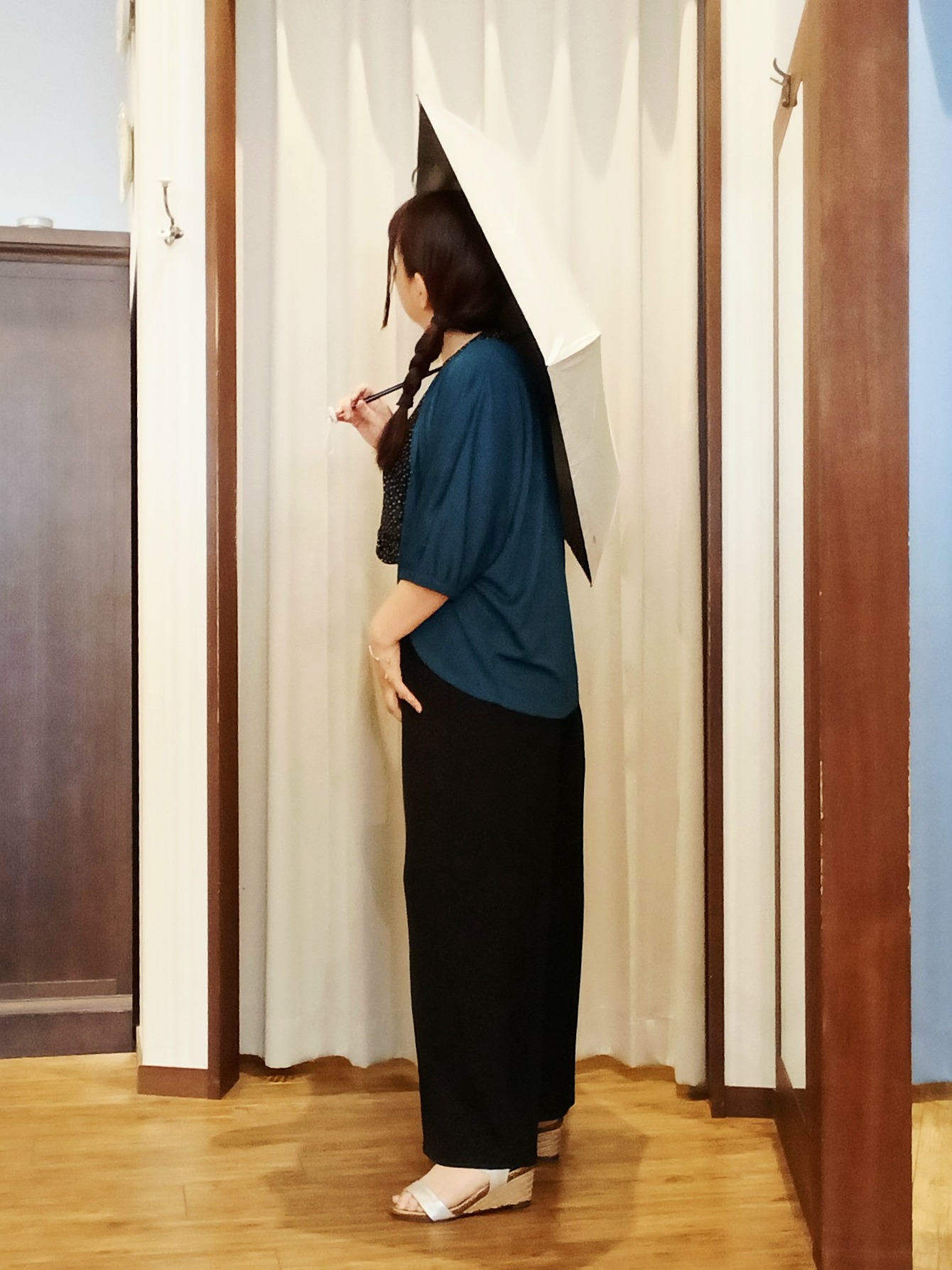 みーあさんの「SHOO･LA･RUE｜【ひんやり/体型カバー】冷房、UV対策で持ってて安心 さらさら五分袖ボレロカーディガン」を使ったコーディネート