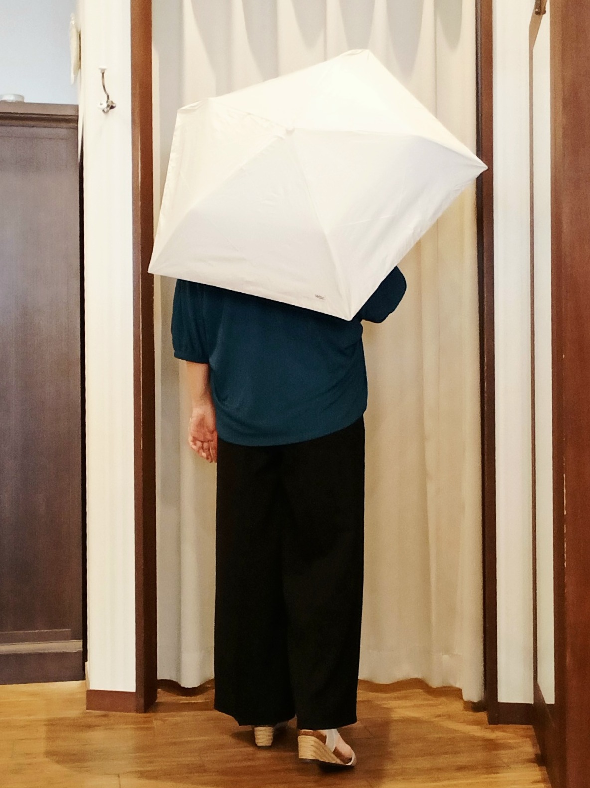 みーあさんの「SHOO･LA･RUE｜【ひんやり/体型カバー】冷房、UV対策で持ってて安心 さらさら五分袖ボレロカーディガン」を使ったコーディネート