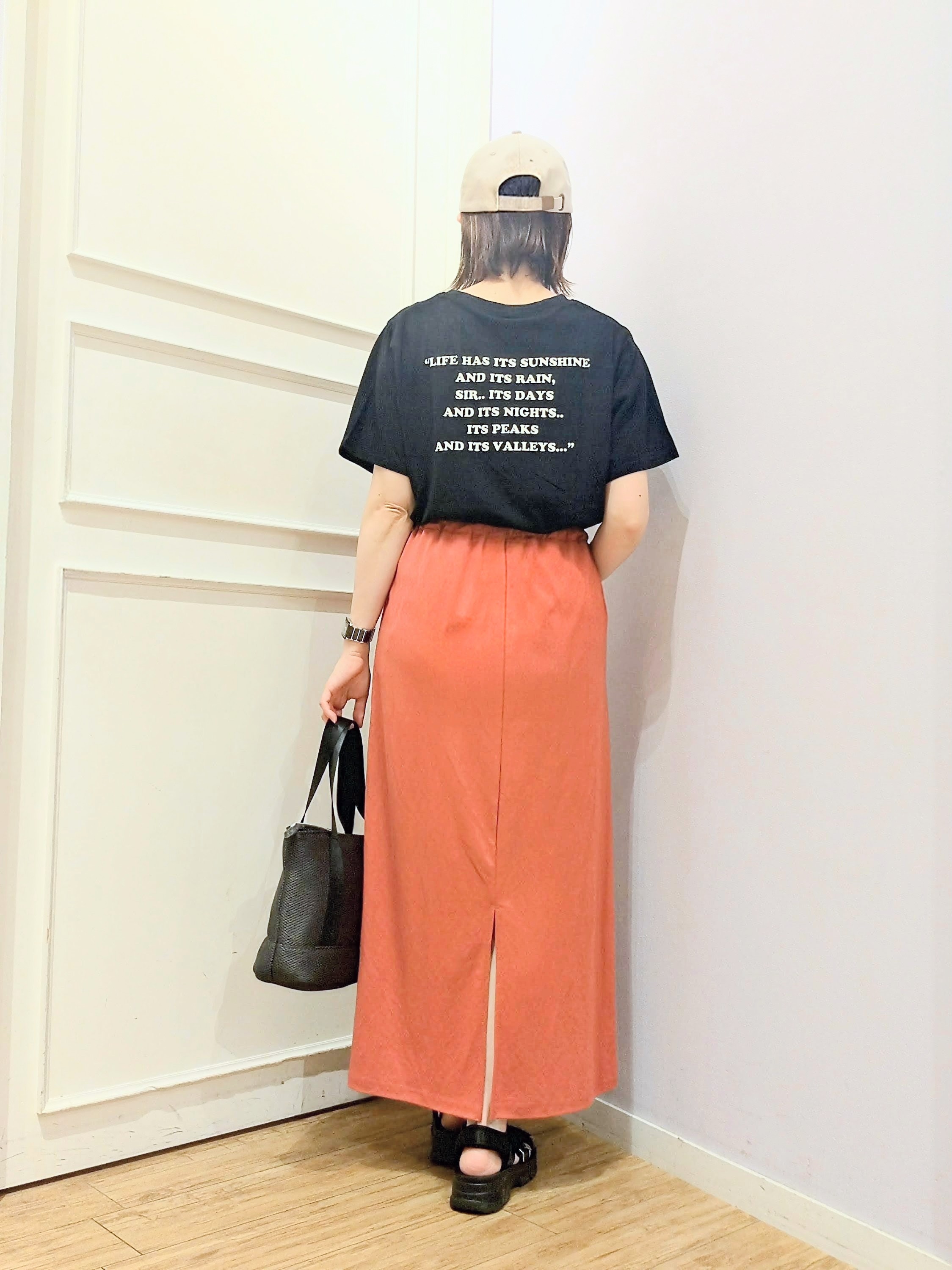 miomioさんの「SHOO･LA･RUE｜【PEANUTS】ひんやりプリントTシャツ」を使ったコーディネート