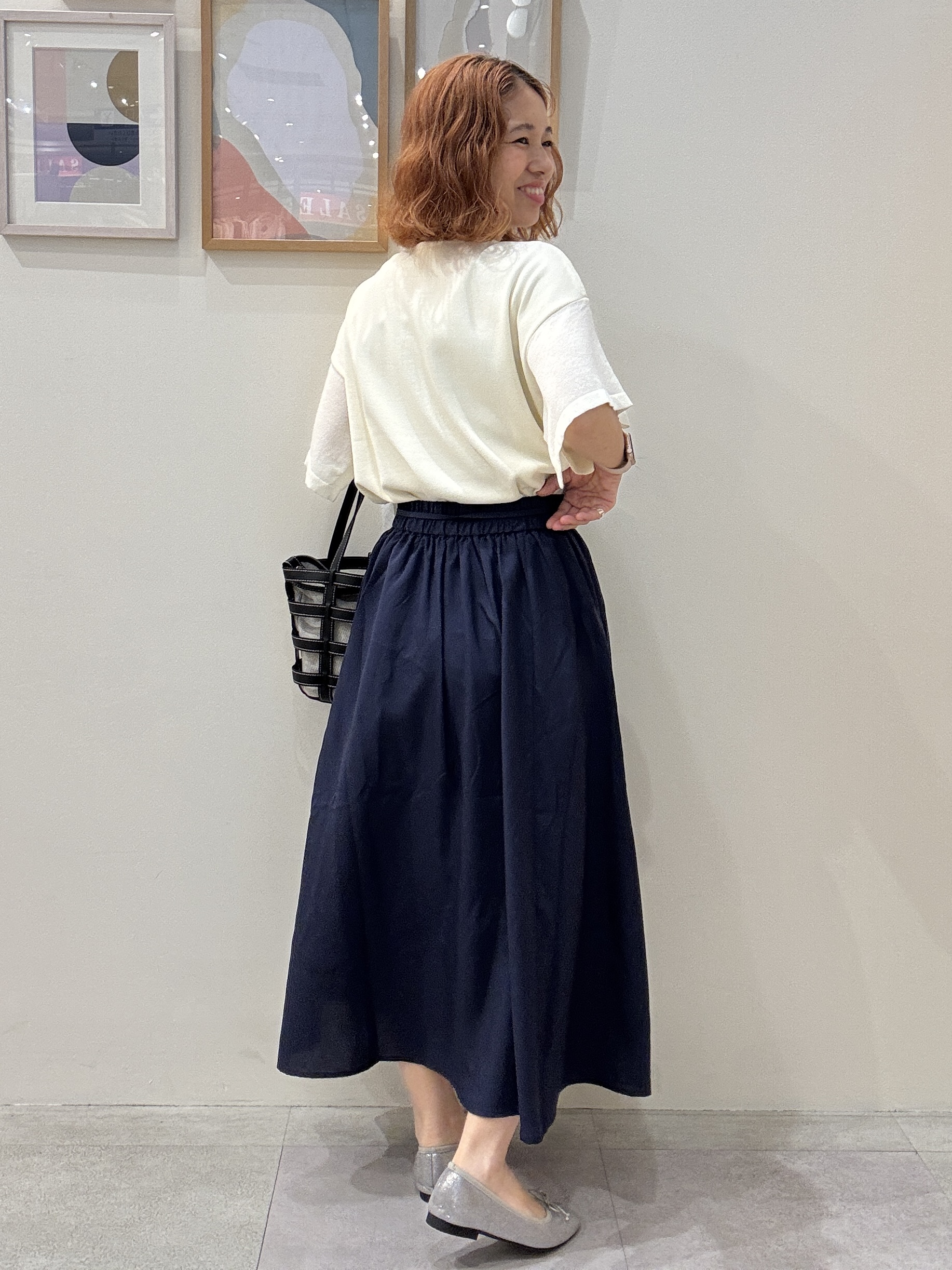 たけぴさんの「SHOO･LA･RUE｜【さらり快適/洗濯機可/S-LL】シアーラメカーディガン」を使ったコーディネート