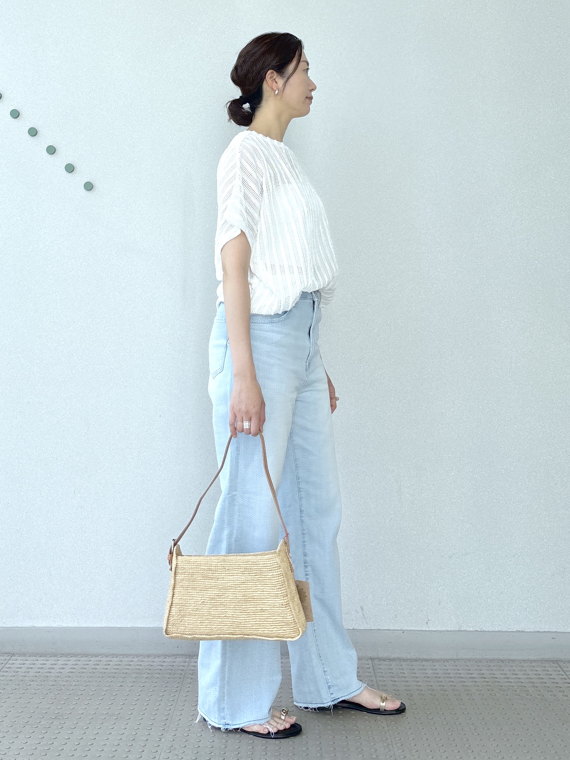 saitoさんの「DRESSTERIOR｜【体系カバー/日除け】ドルマンスリーブ シアーメッシュプルオーバー」を使ったコーディネート