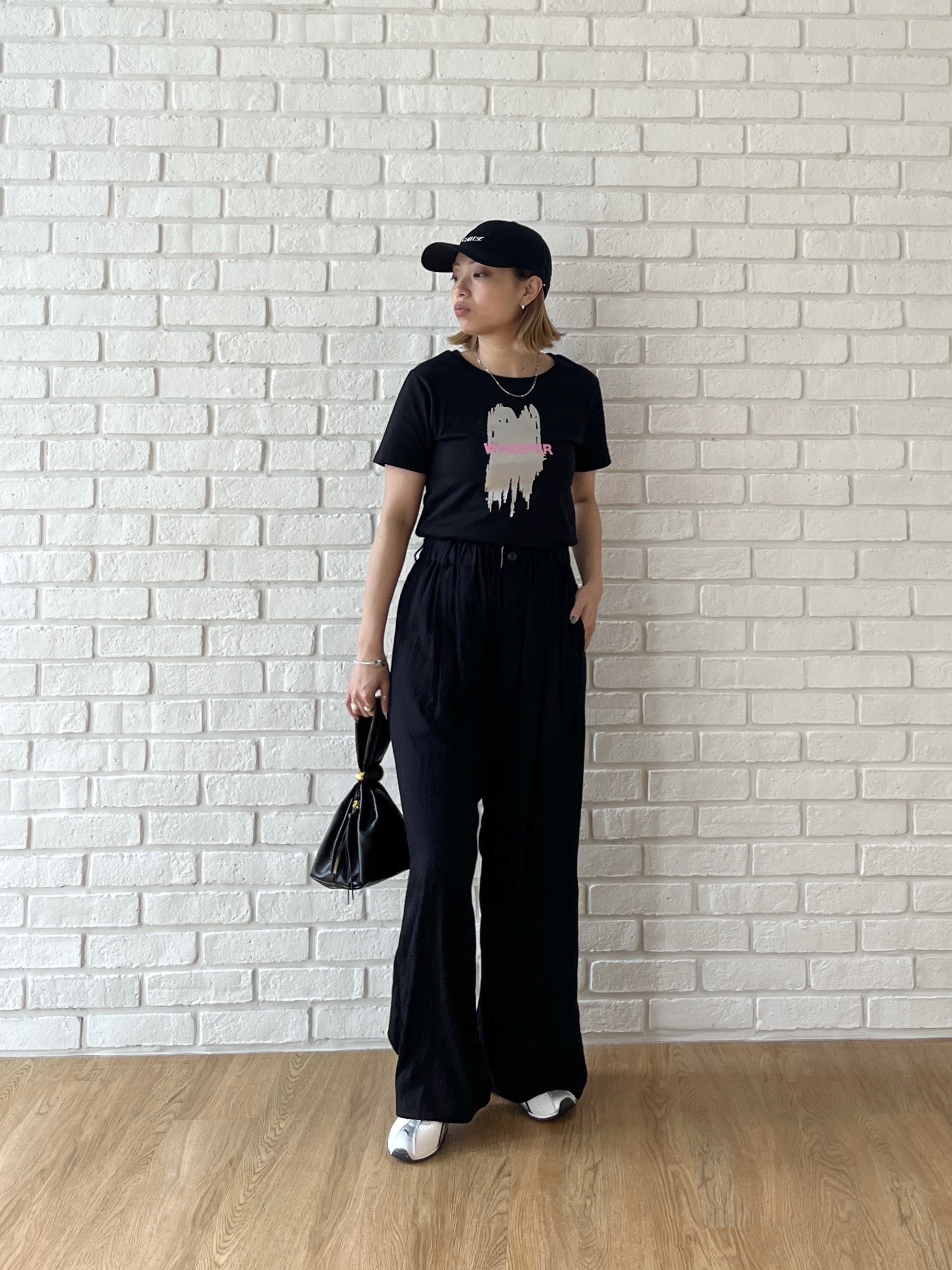 Harukaさんの「INDIVI｜箔プリント コンパクトTシャツ」を使ったコーディネート