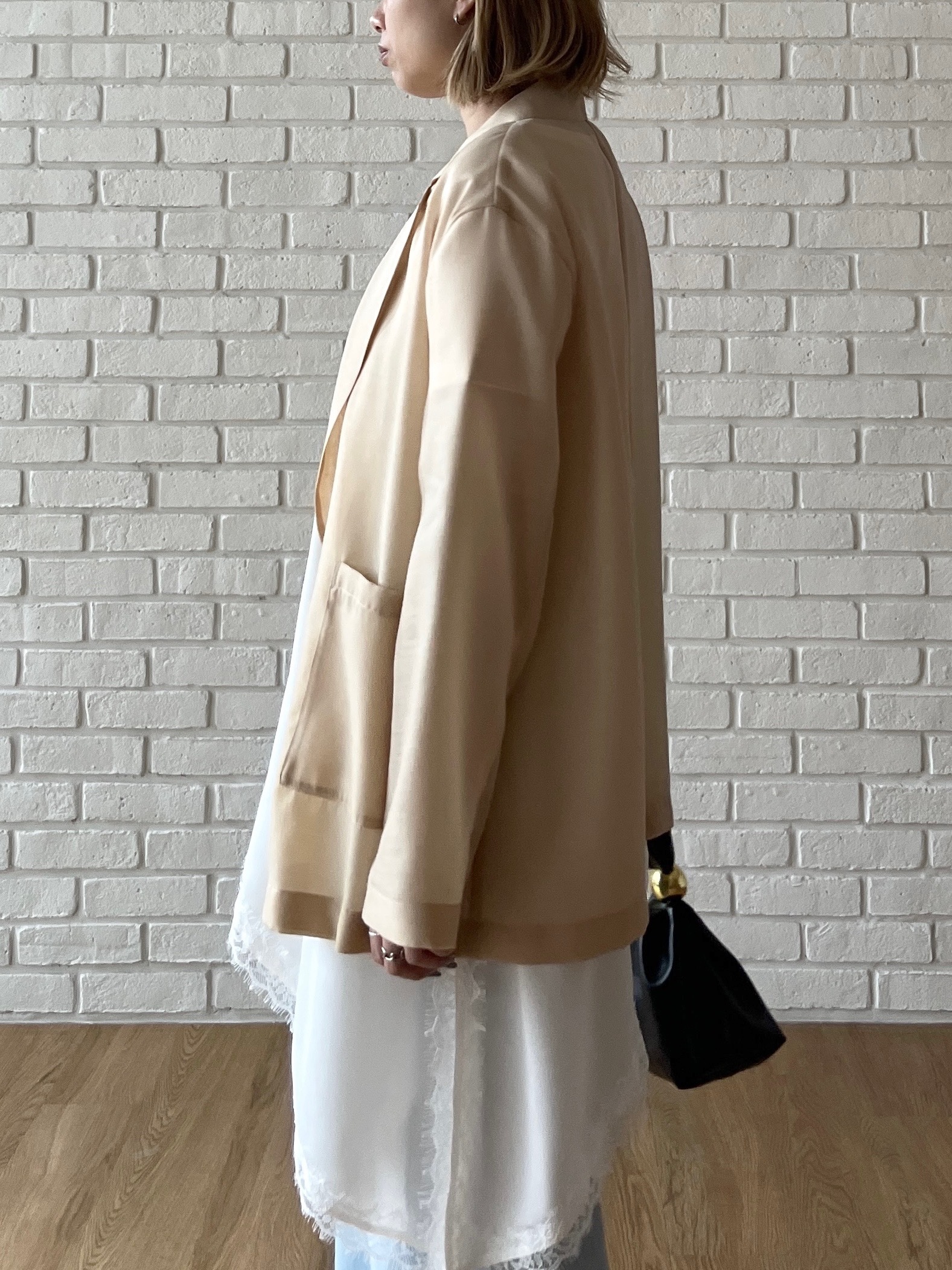 Harukaさんの「INDIVI｜【接触冷感/通気性】シアーシャツジャケット」を使ったコーディネート