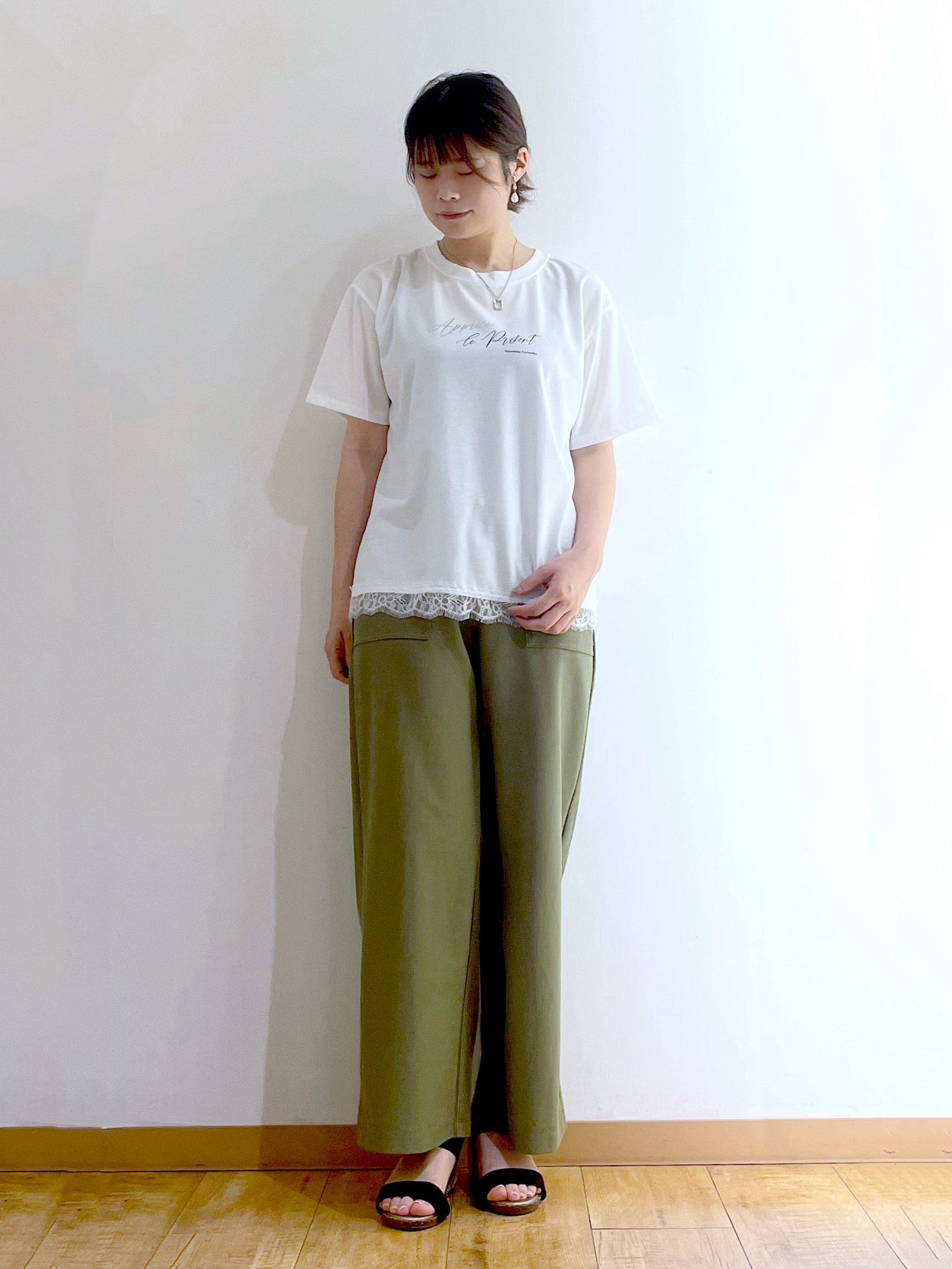 かのさんの「SHOO･LA･RUE｜【洗濯機可/S-LL】大人の抜け感 ゆるっと5分袖シャツ」を使ったコーディネート