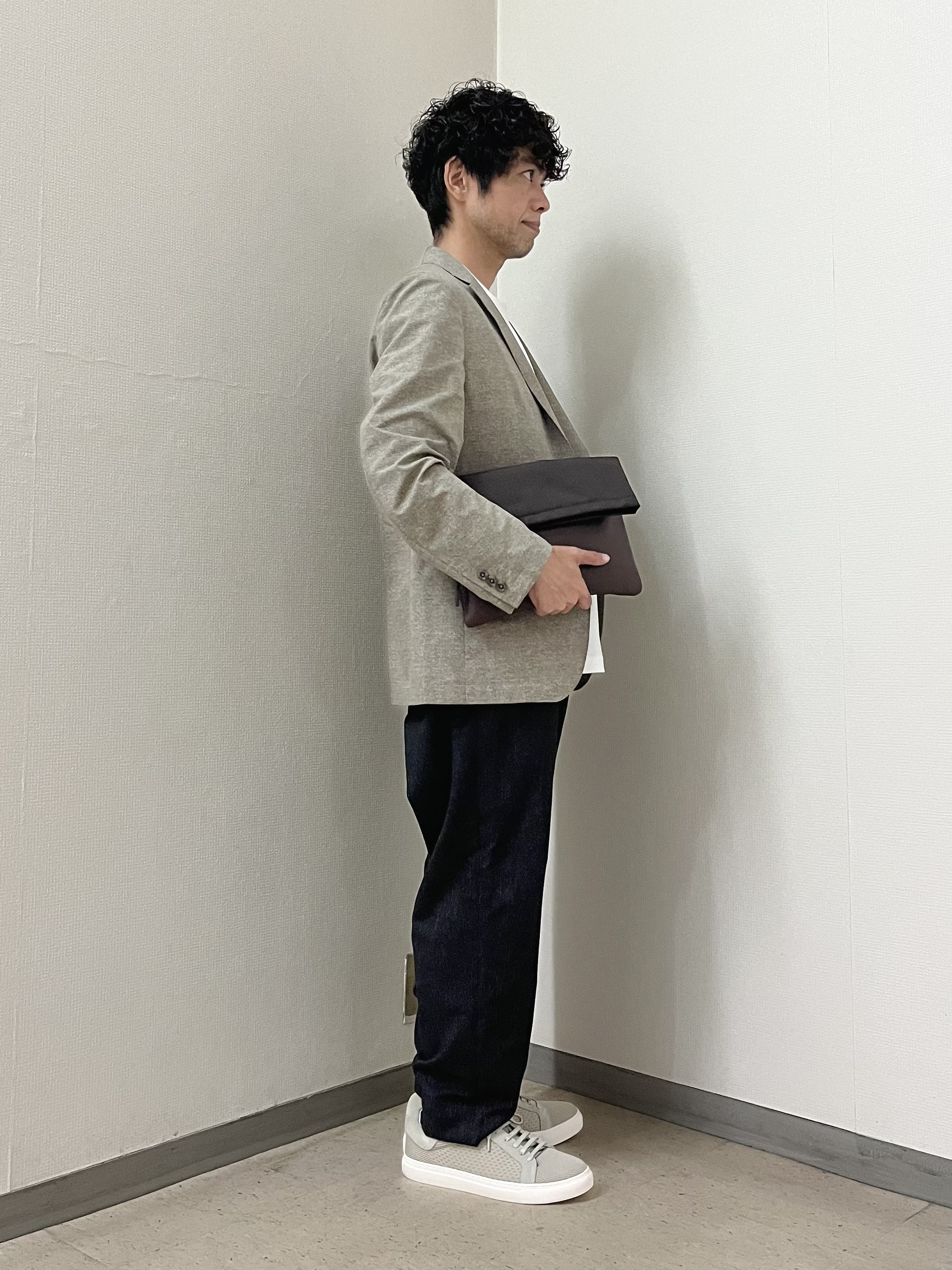 URAさんの「TAKEO KIKUCHI｜【抗菌防臭】COOL DOTS（R）ドビープリント ジャケット」を使ったコーディネート