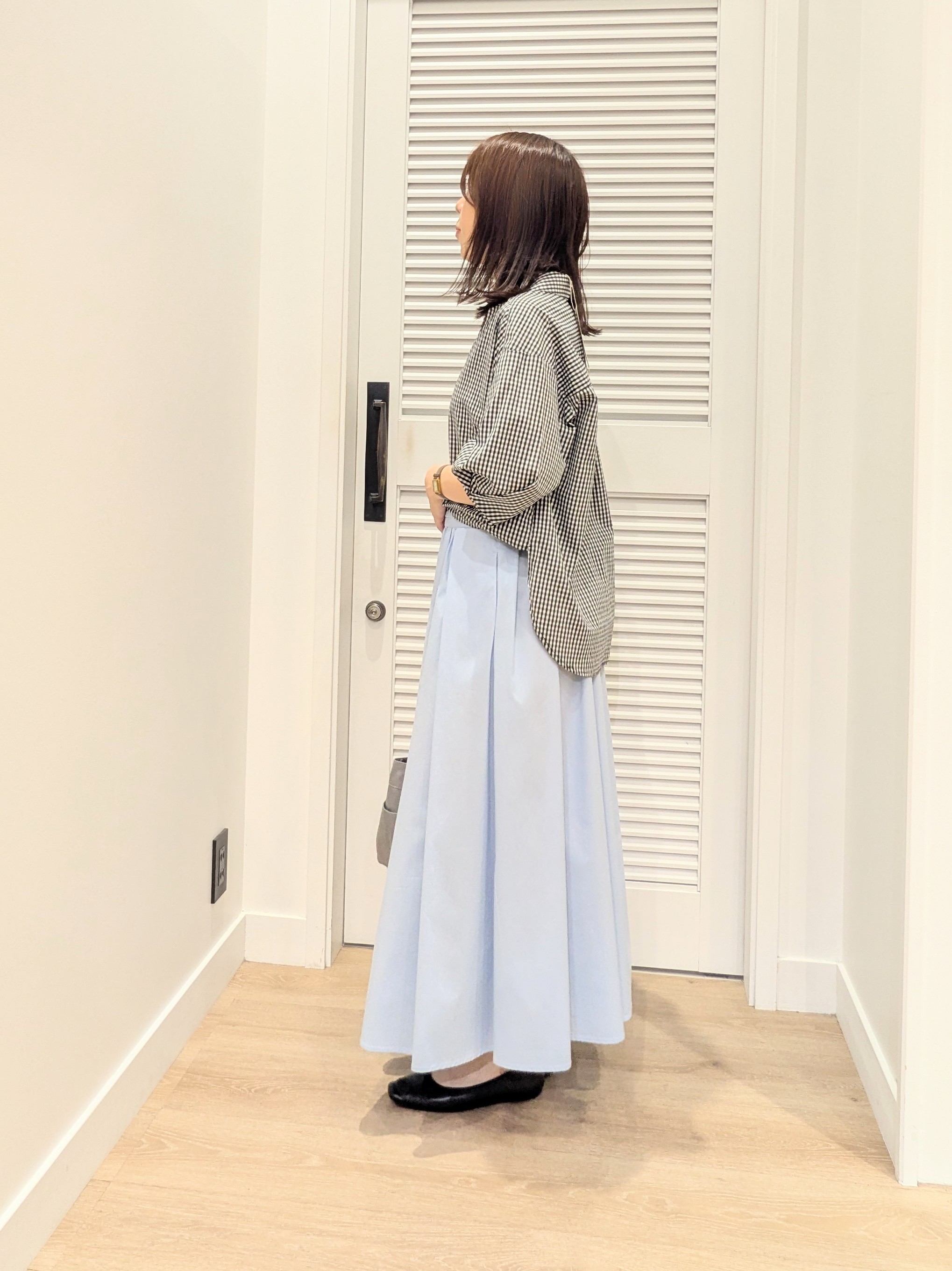enさんの「Dessin｜レザー調スクエアトゥ  フラットパンプス」を使ったコーディネート