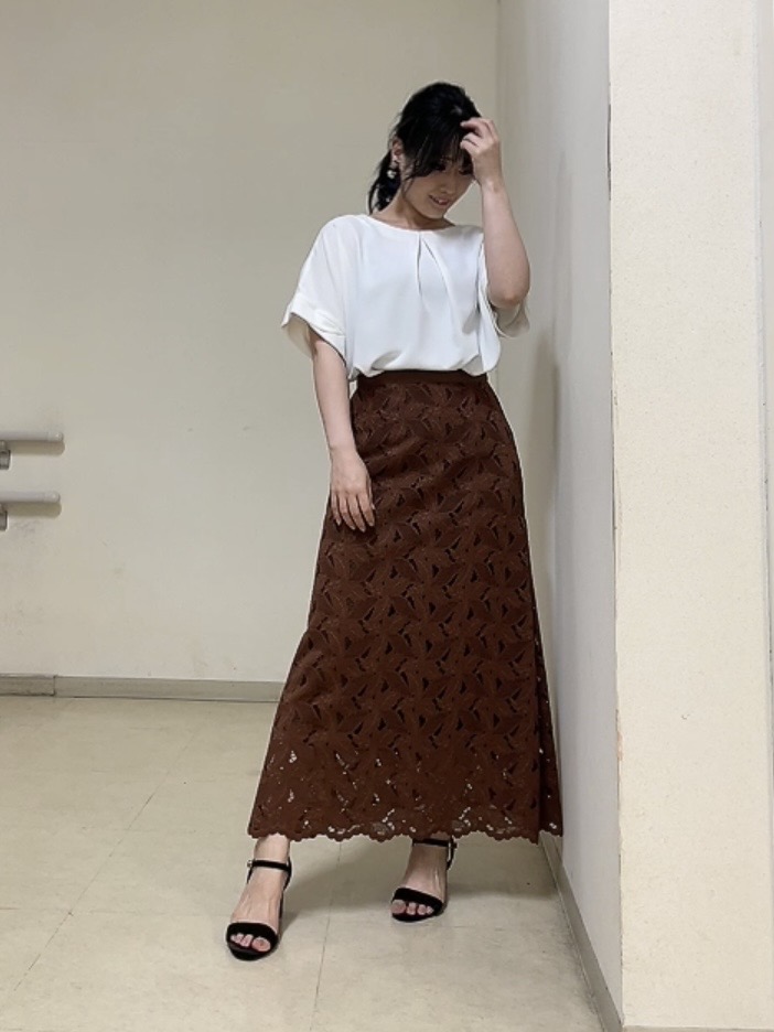 watanabeさんの「UNTITLED｜【セットアップ可/UVカット/前後2WAY】リラクシーフレンチスリーブブラウス」を使ったコーディネート