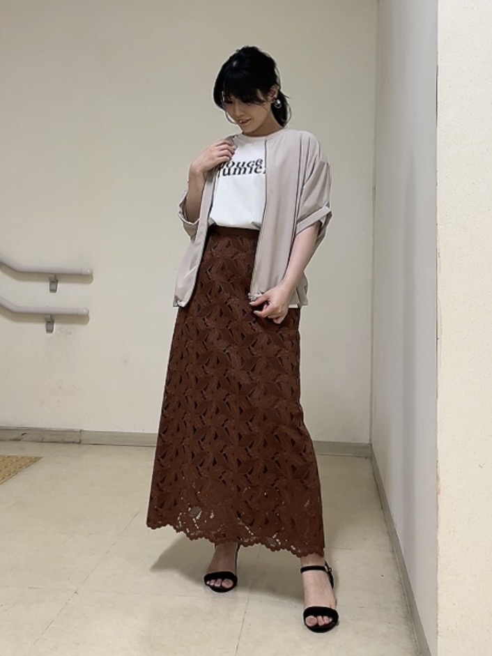 watanabeさんの「UNTITLED｜コットンロゴTシャツ」を使ったコーディネート