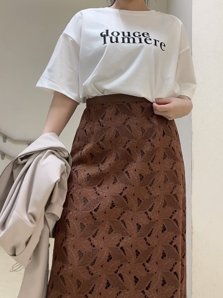 watanabeさんの「UNTITLED｜コットンロゴTシャツ」を使ったコーディネート