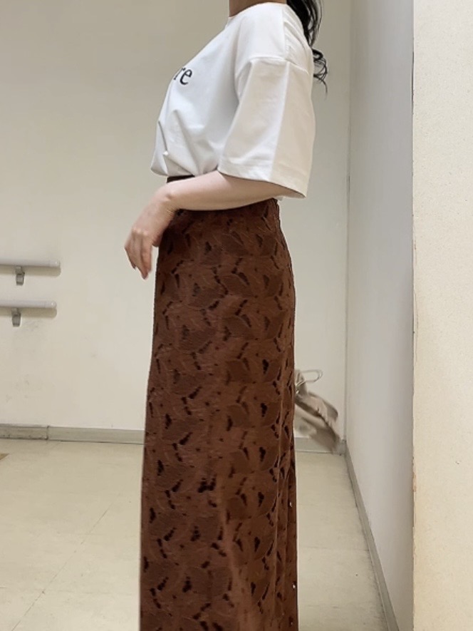 watanabeさんの「UNTITLED｜コットンロゴTシャツ」を使ったコーディネート