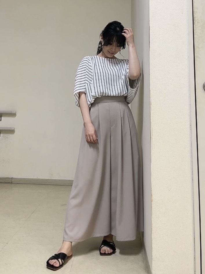 watanabeさんの「UNTITLED｜【UVケア／接触冷感】ジョーゼットドルマンブラウス」を使ったコーディネート