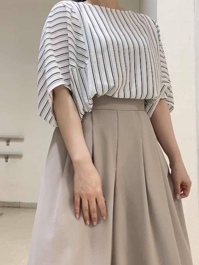 watanabeさんの「UNTITLED｜【UVケア／接触冷感】ジョーゼットドルマンブラウス」を使ったコーディネート