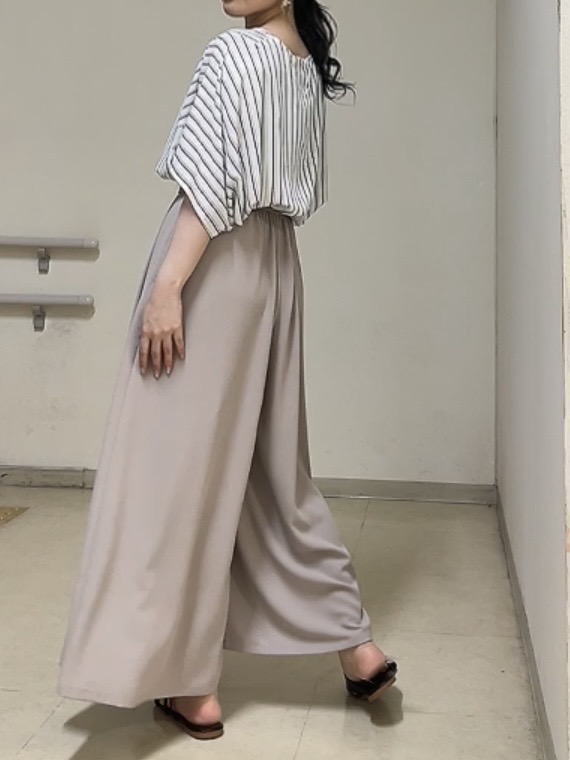 watanabeさんの「UNTITLED｜【UVケア／接触冷感】ジョーゼットドルマンブラウス」を使ったコーディネート