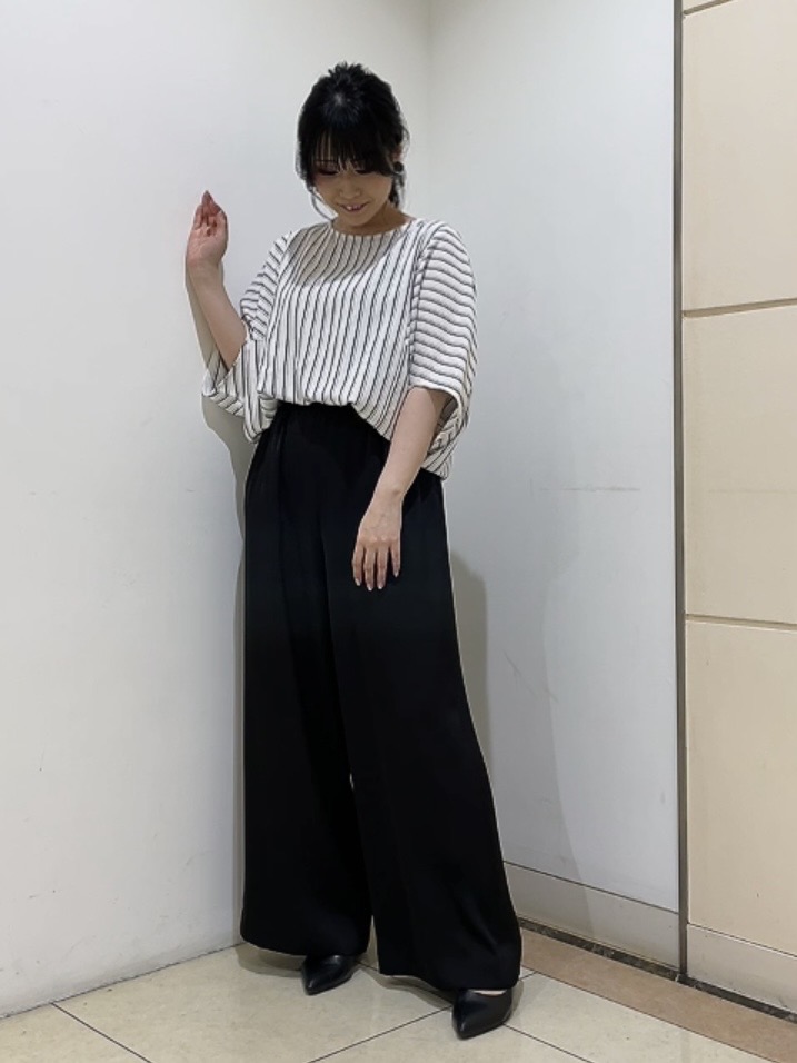 watanabeさんの「UNTITLED｜【UVケア／接触冷感】ジョーゼットドルマンブラウス」を使ったコーディネート